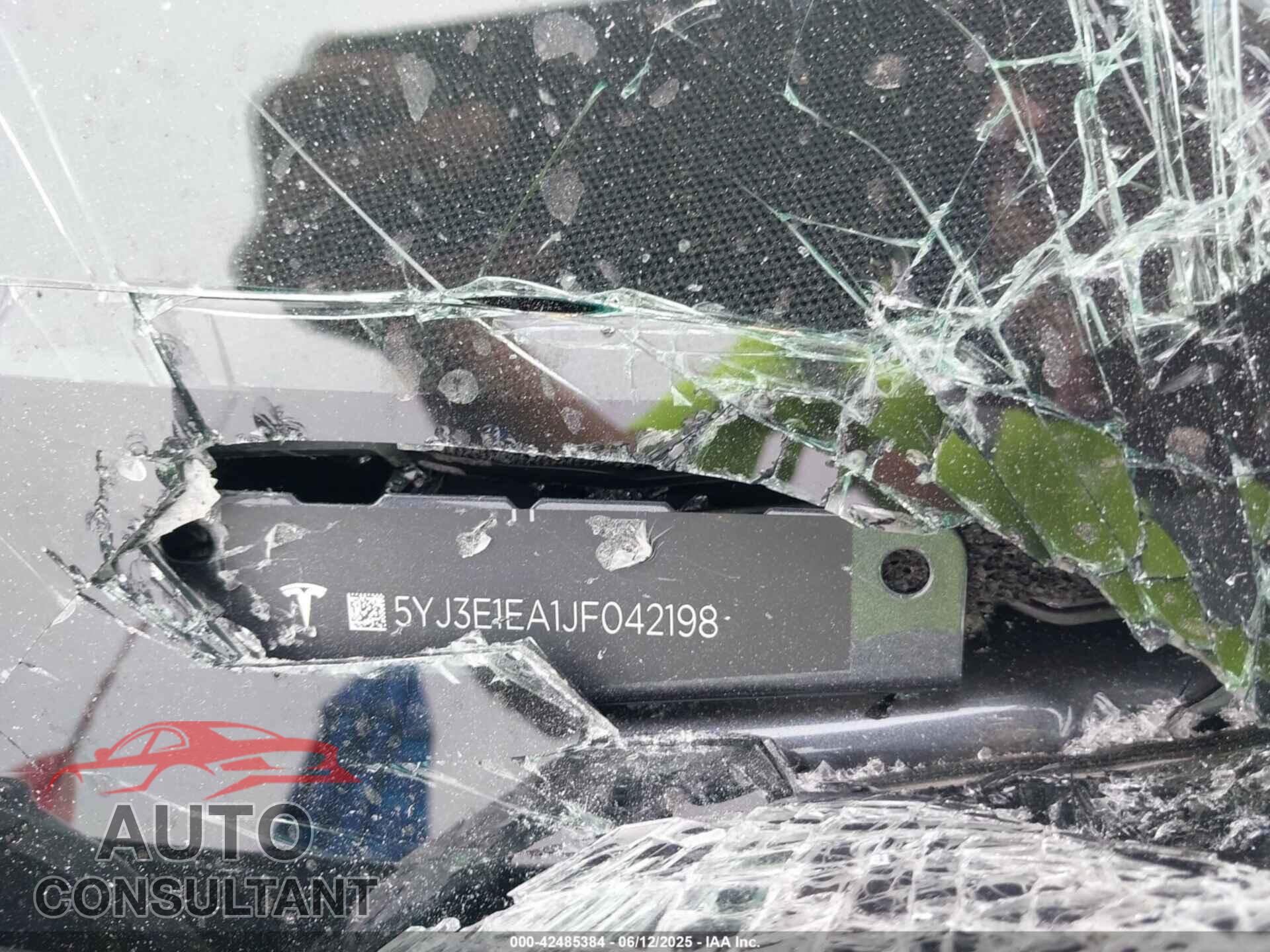 TESLA MODEL 3 2018 - 5YJ3E1EA1JF042198