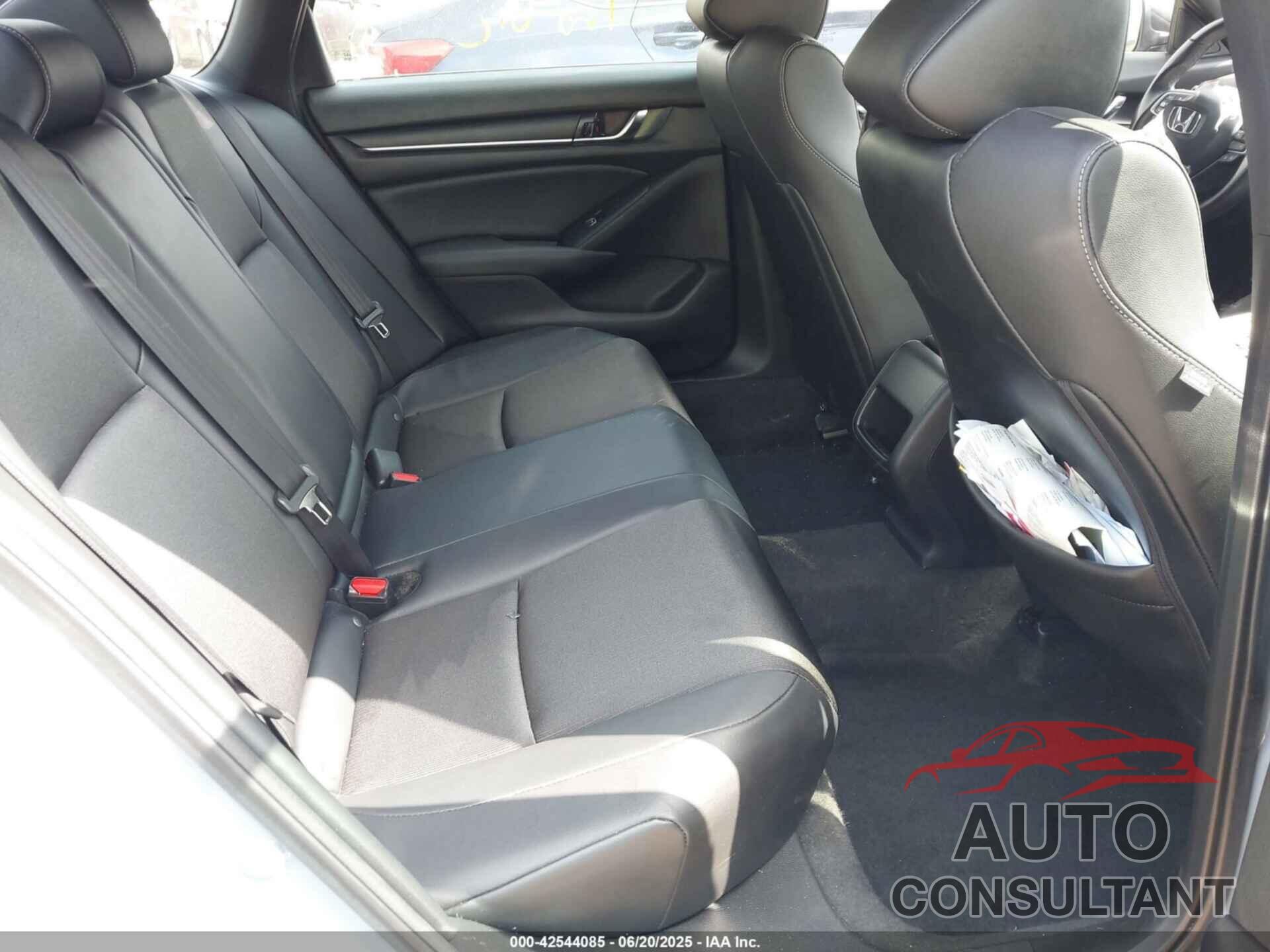 HONDA ACCORD 2022 - 1HGCV3F29NA043599