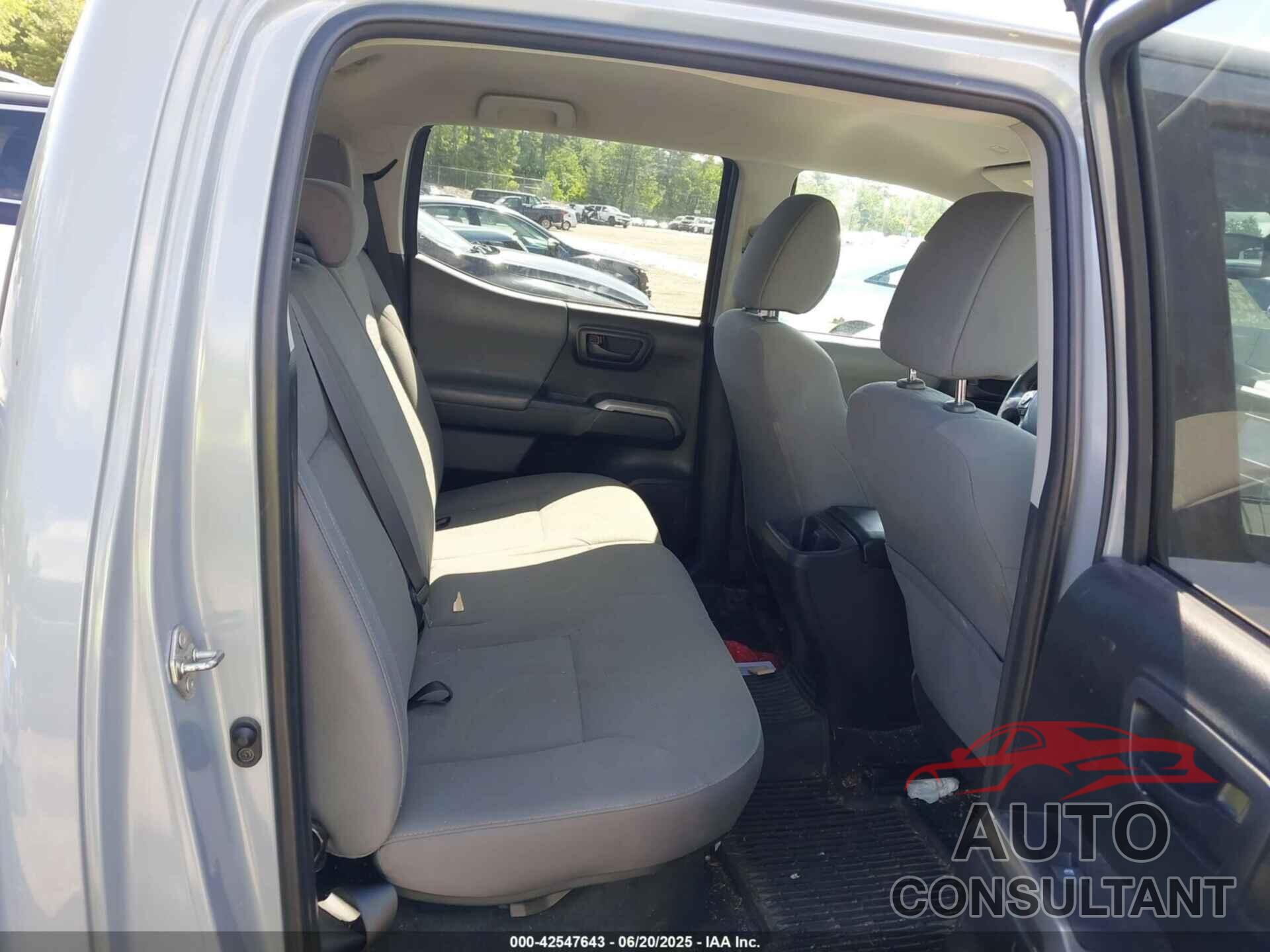 TOYOTA TACOMA 2019 - 3TMCZ5AN1KM275287