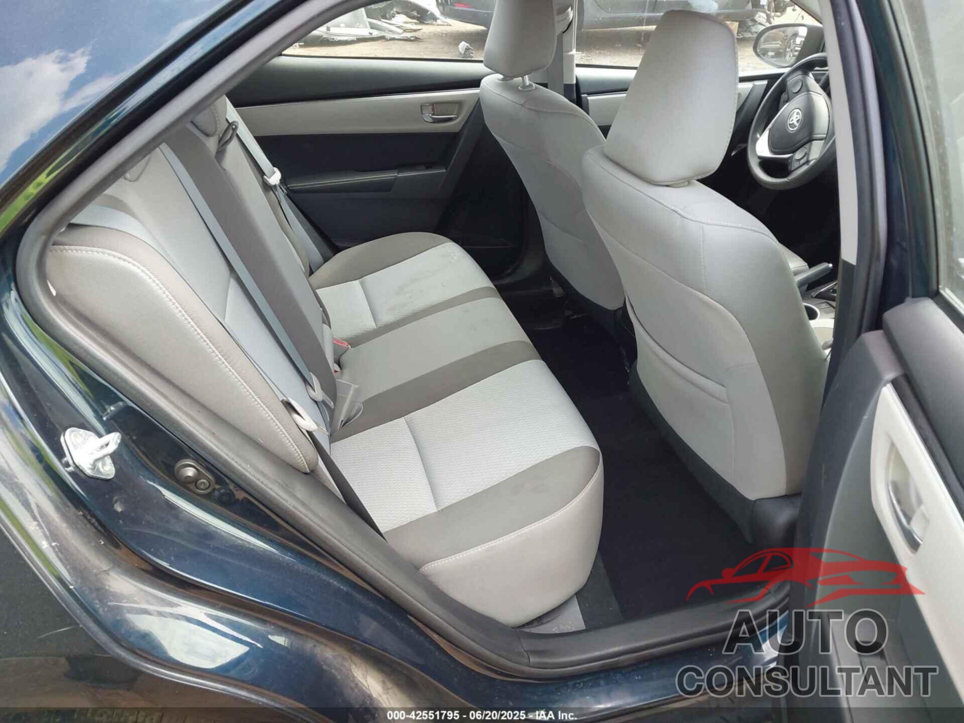 TOYOTA COROLLA 2017 - 2T1BURHE1HC788337