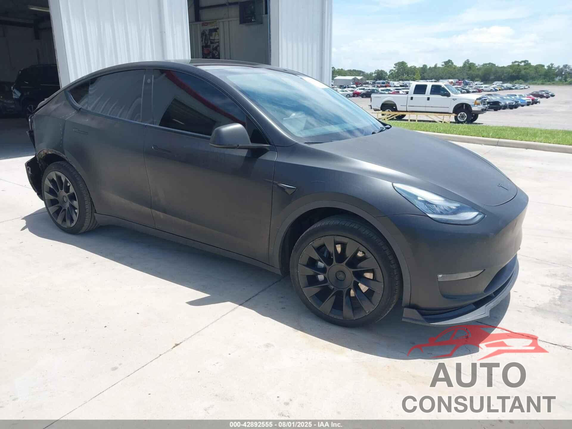 TESLA MODEL Y 2021 - 5YJYGDED7MF103893