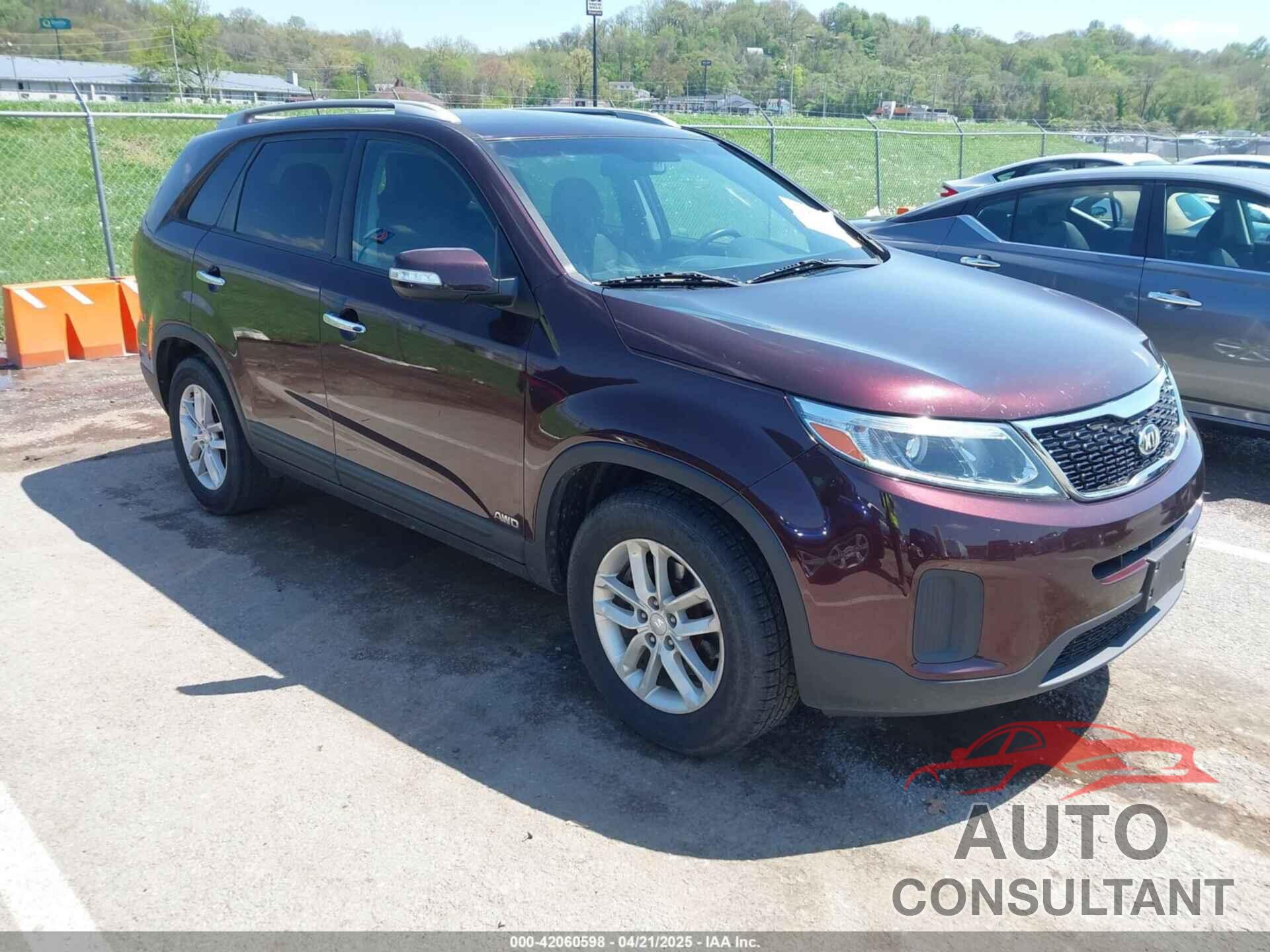 KIA SORENTO 2015 - 5XYKTDA70FG604220