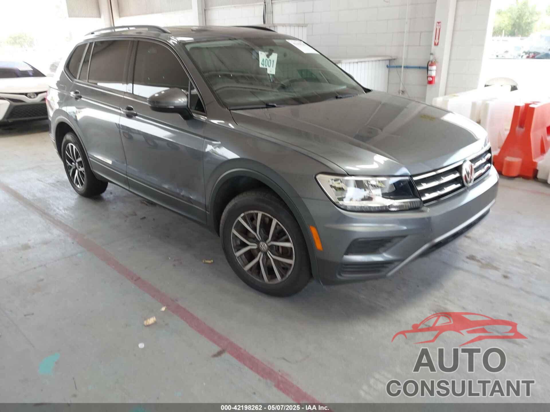 VOLKSWAGEN TIGUAN 2021 - 3VV1B7AX0MM030915