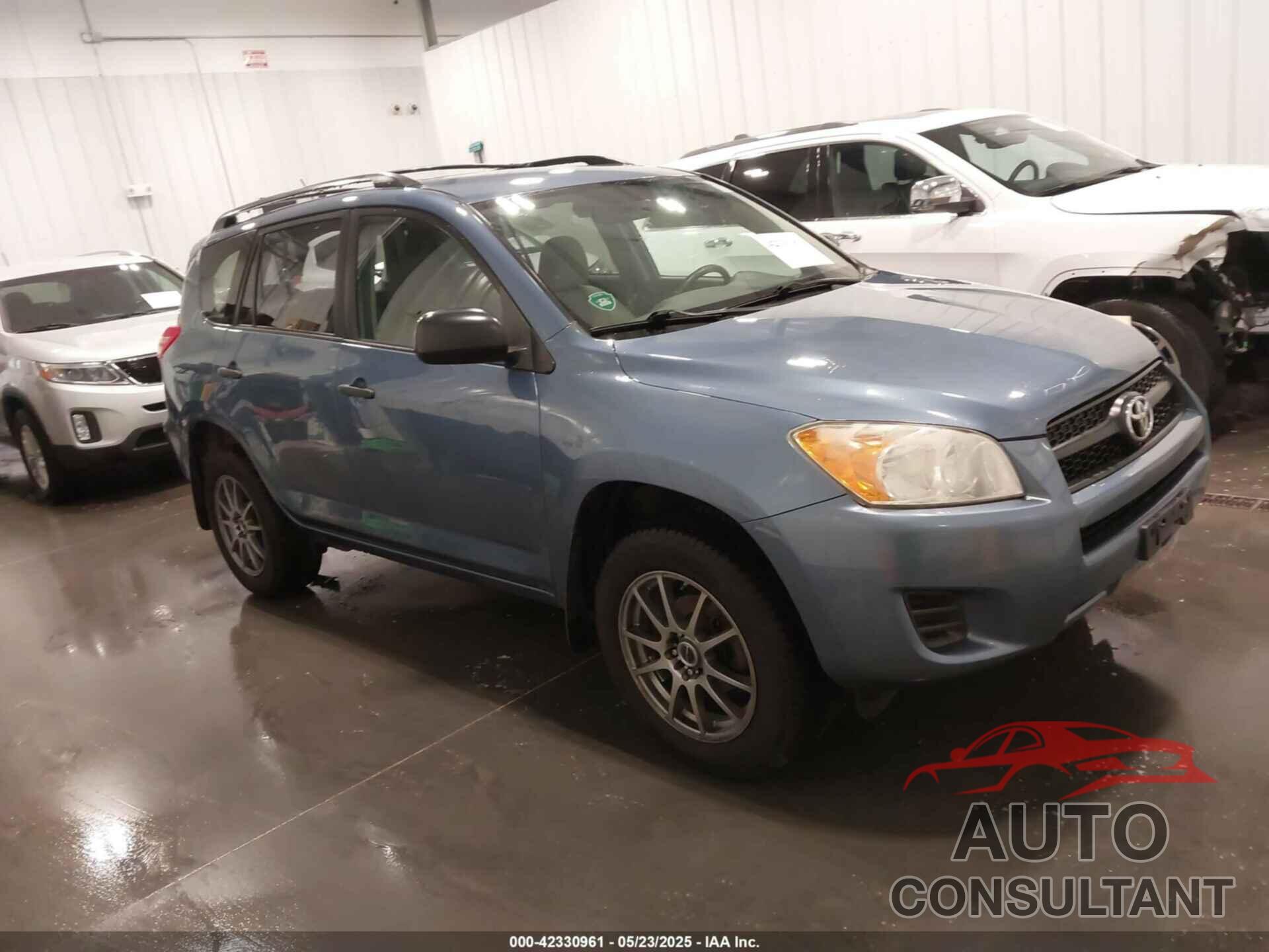 TOYOTA RAV4 2010 - JTMBF4DV2AD026257