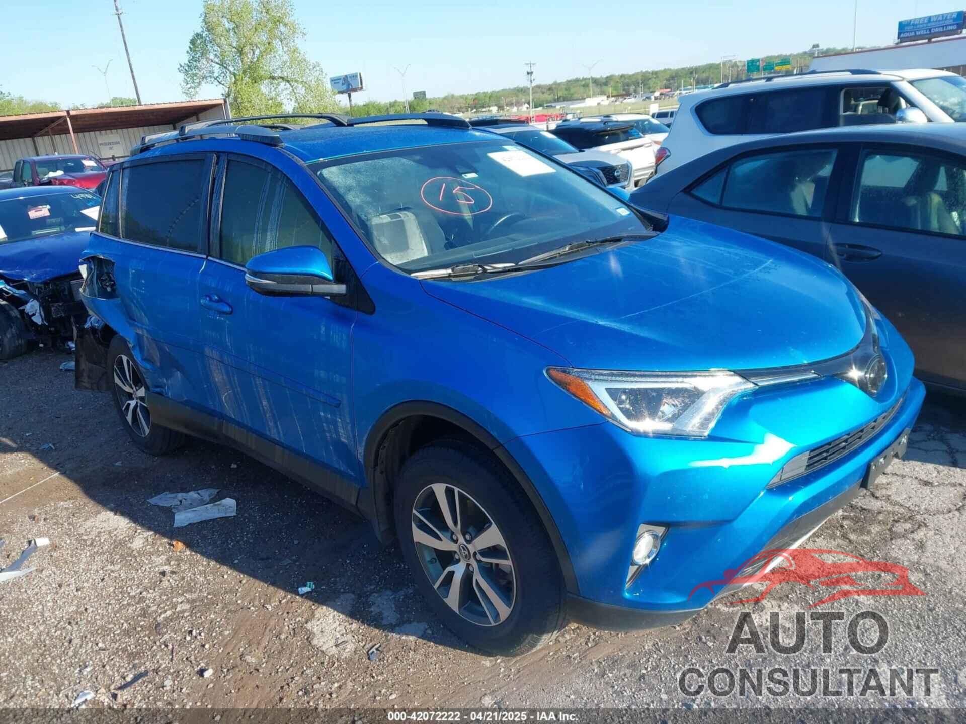 TOYOTA RAV4 2018 - JTMWFREV1JJ736877