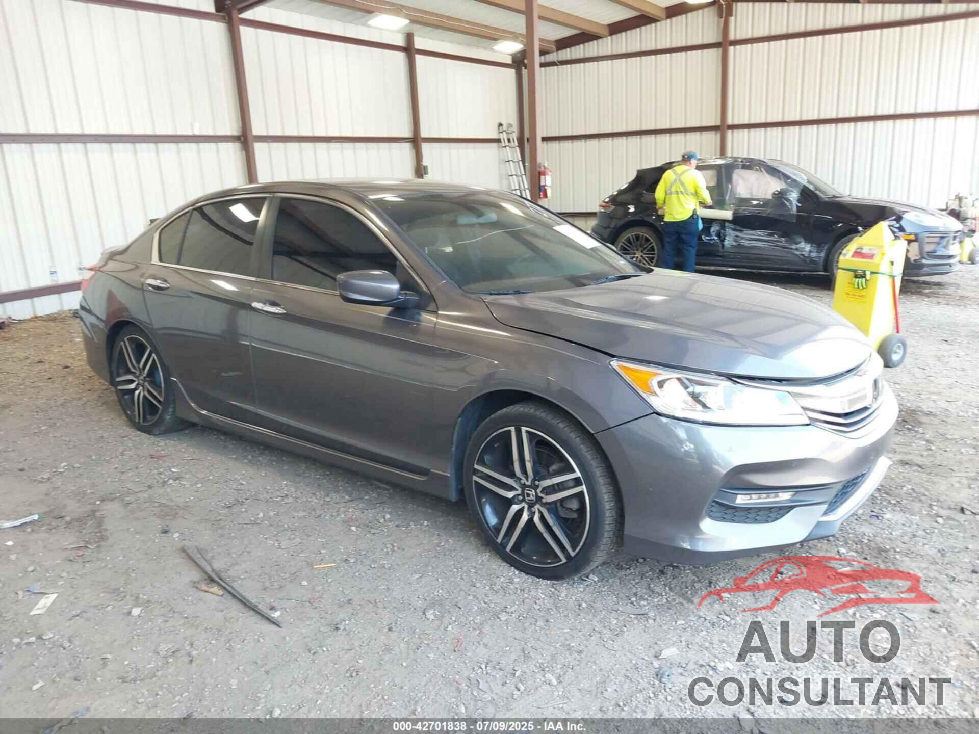 HONDA ACCORD 2017 - 1HGCR2F55HA042771
