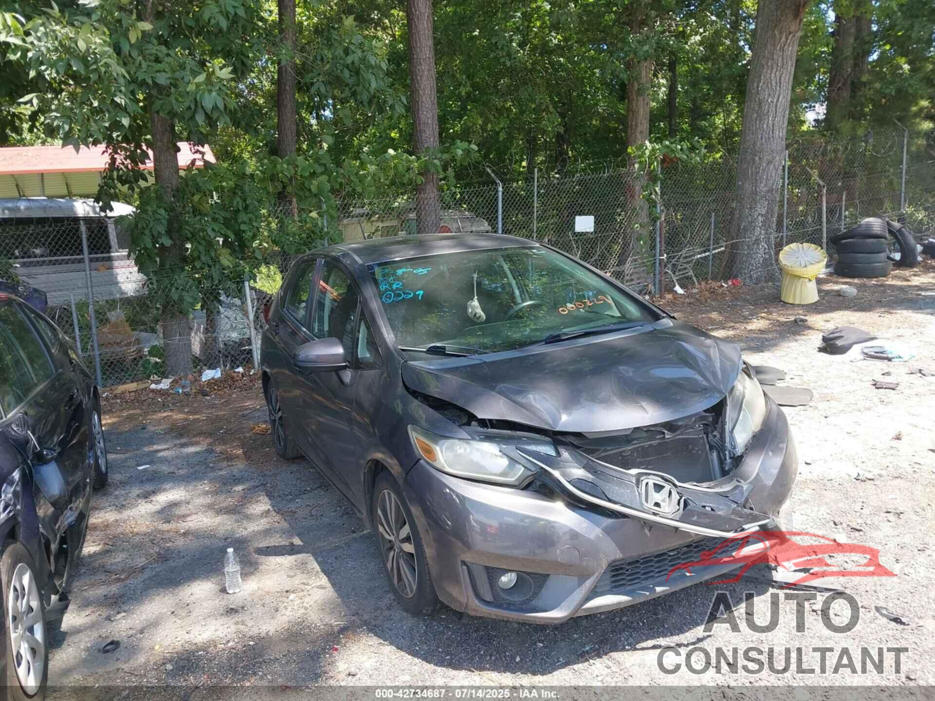 HONDA FIT 2016 - JHMGK5H72GS000229