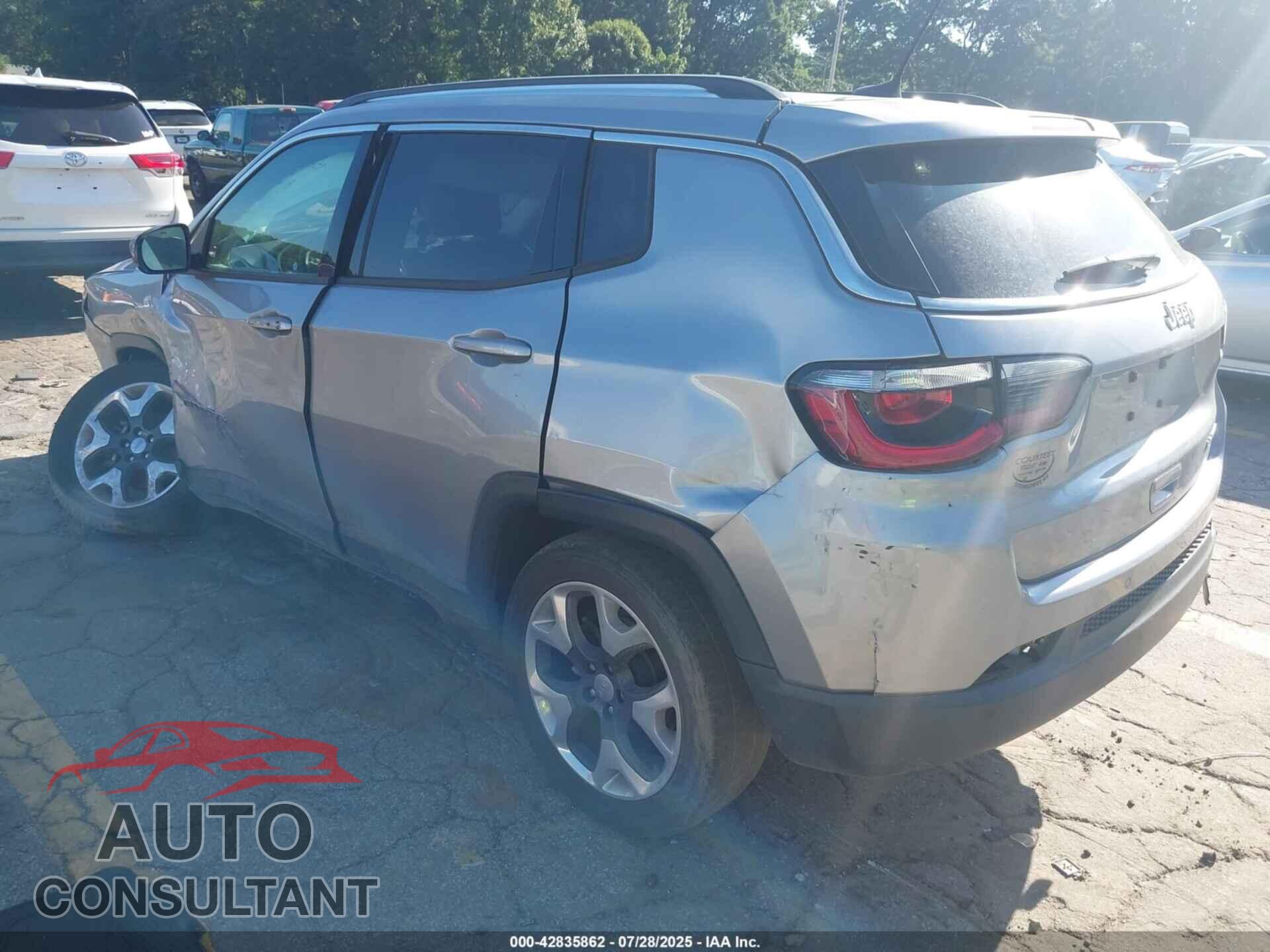 JEEP COMPASS 2018 - 3C4NJCCB5JT358779