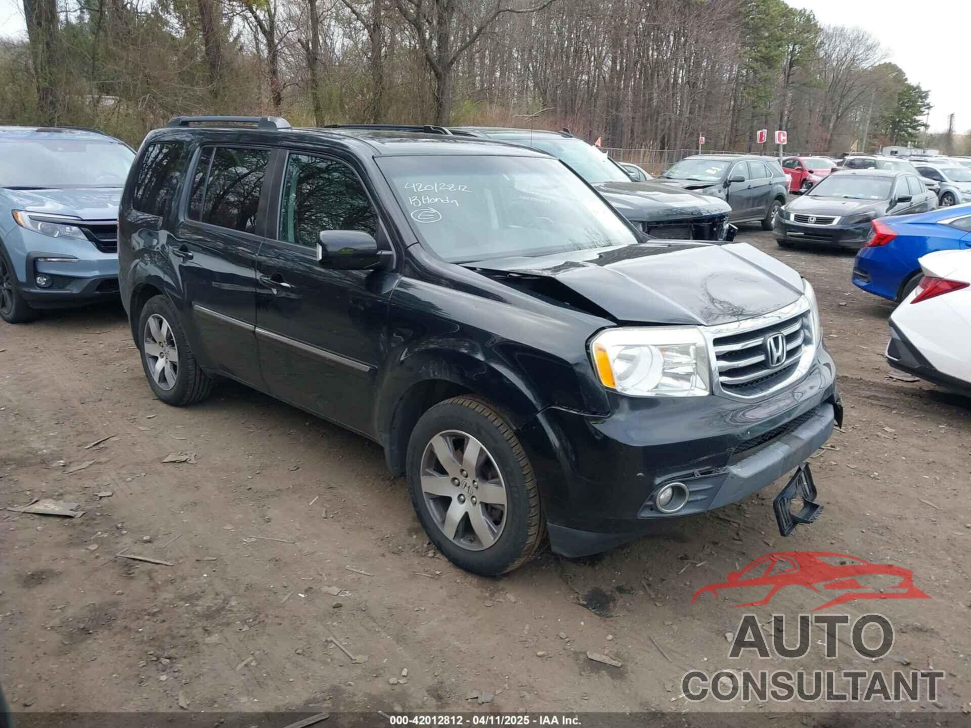 HONDA PILOT 2013 - 5FNYF4H9XDB045255
