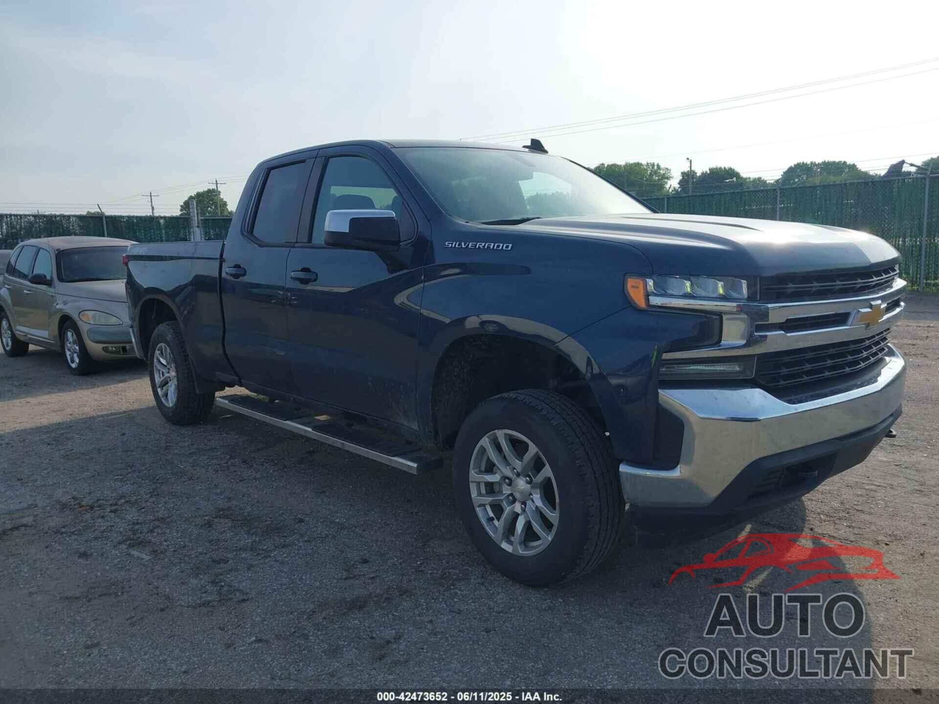 CHEVROLET SILVERADO 1500 2020 - 1GCRYDED1LZ133403
