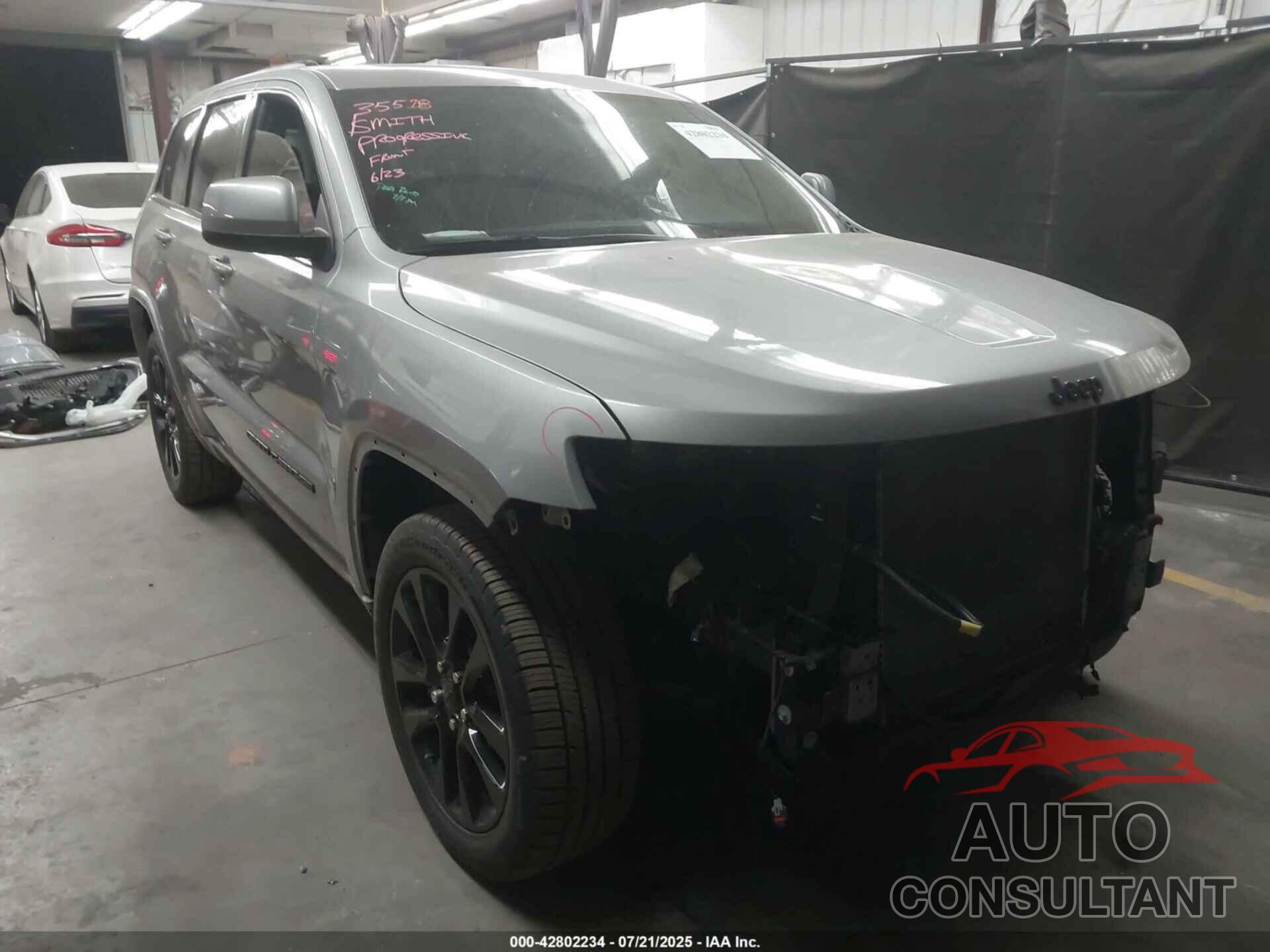 JEEP GRAND CHEROKEE 2020 - 1C4RJEAG5LC113040