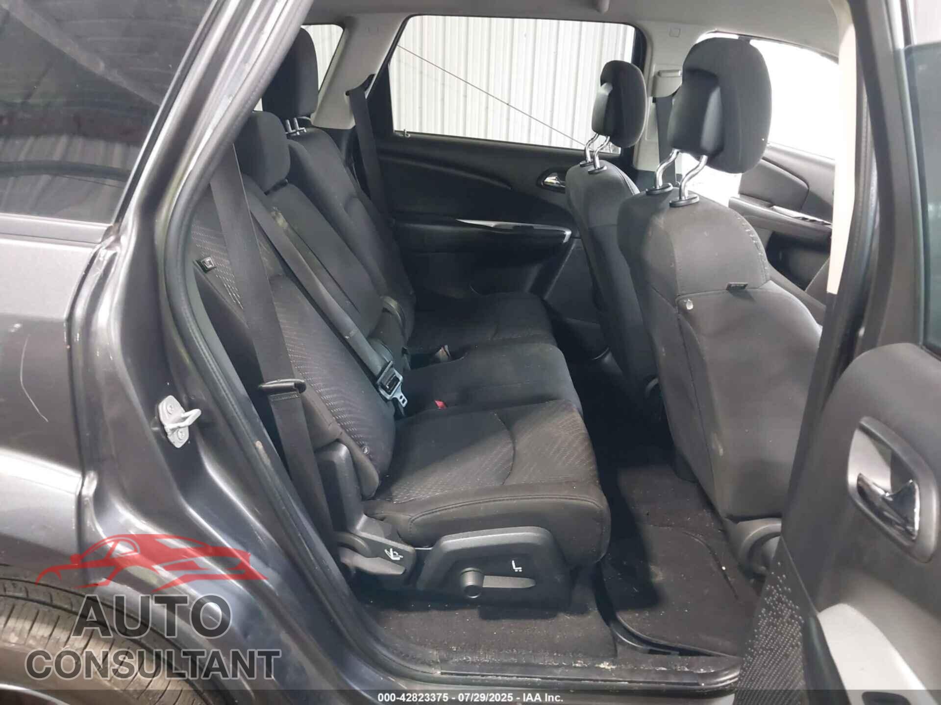 DODGE JOURNEY 2017 - 3C4PDCAB1HT629902