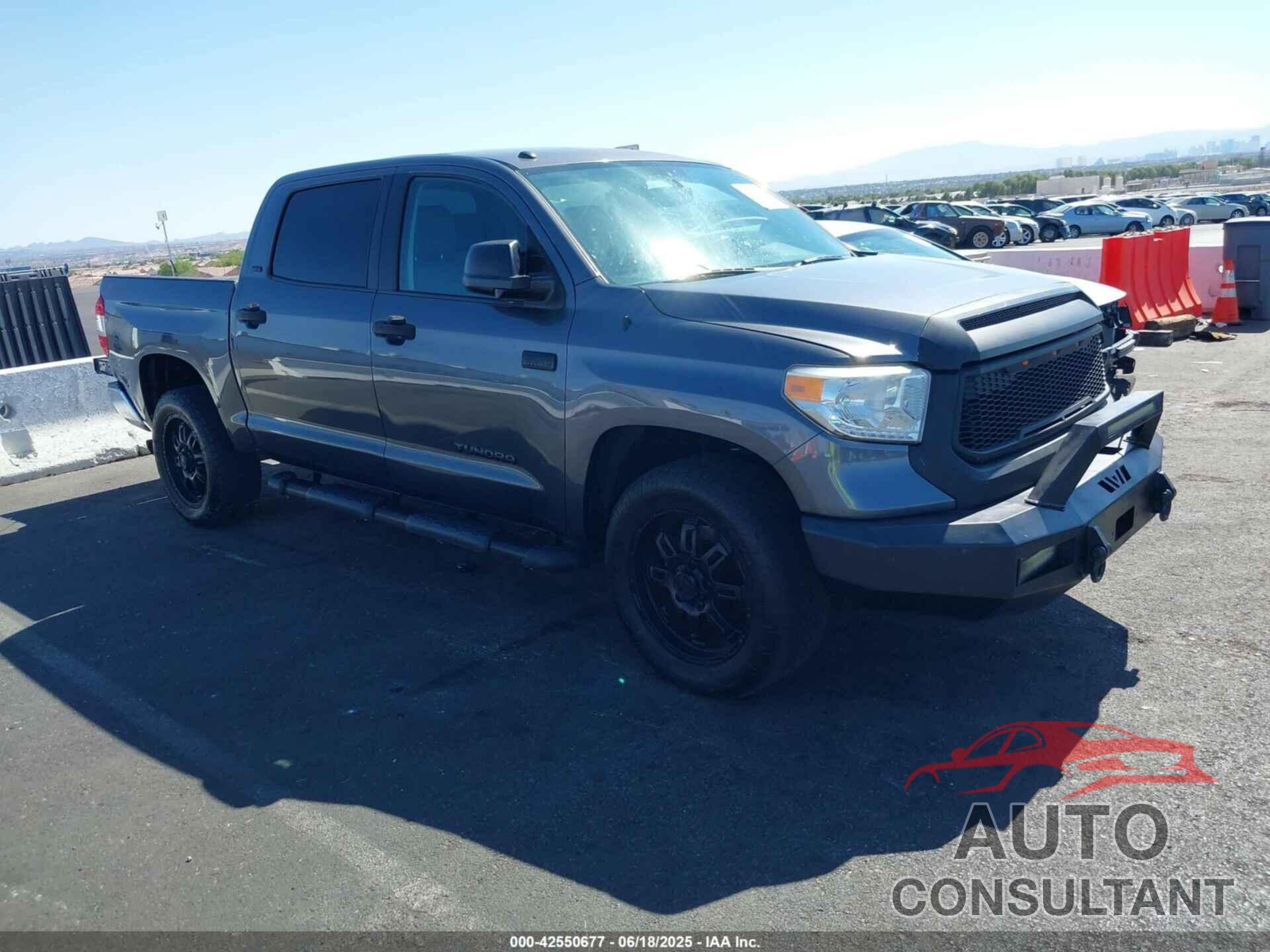 TOYOTA TUNDRA 2017 - 5TFDW5F18HX602922