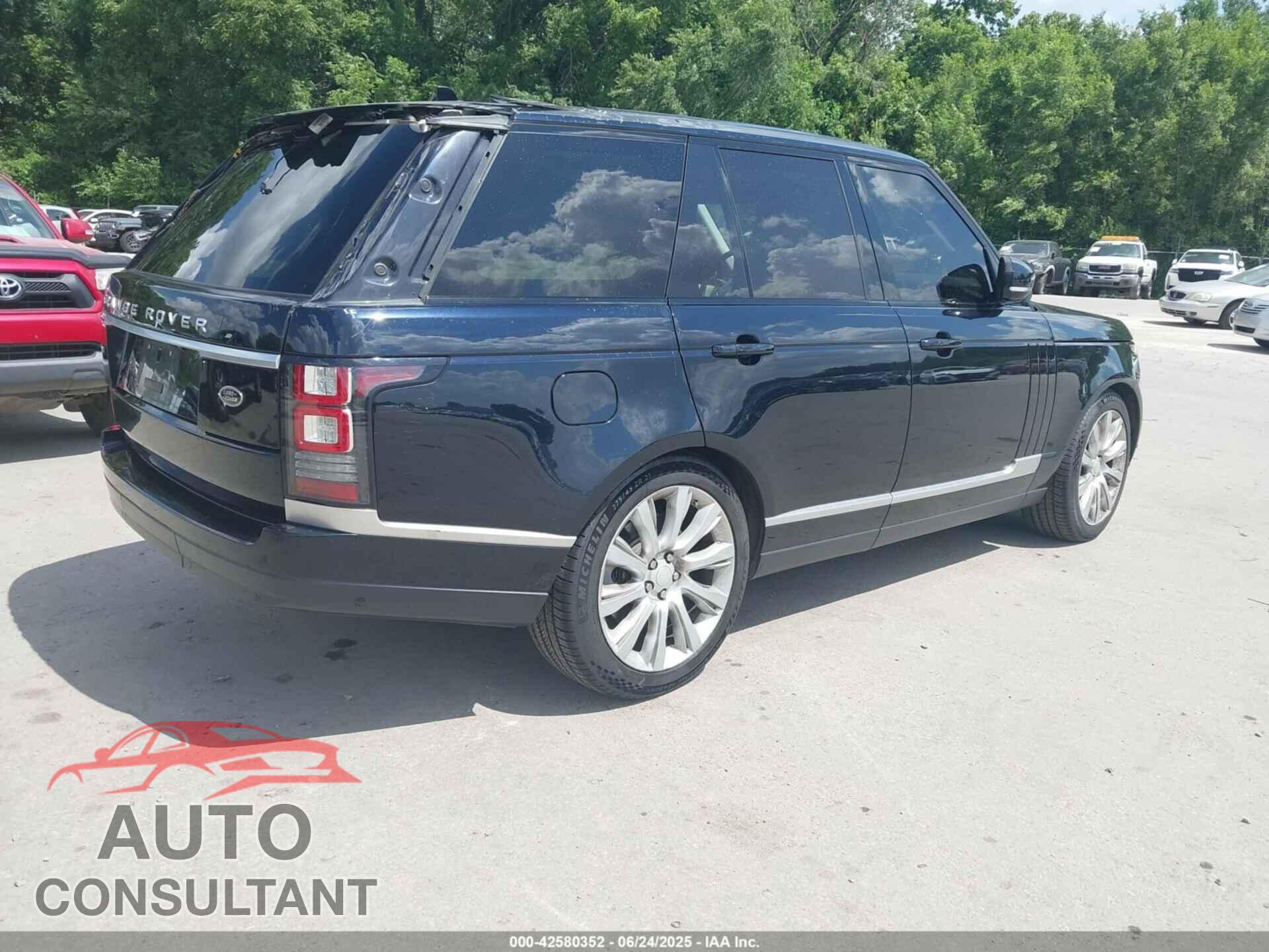 LAND ROVER RANGE ROVER 2015 - SALGS2TF1FA219503