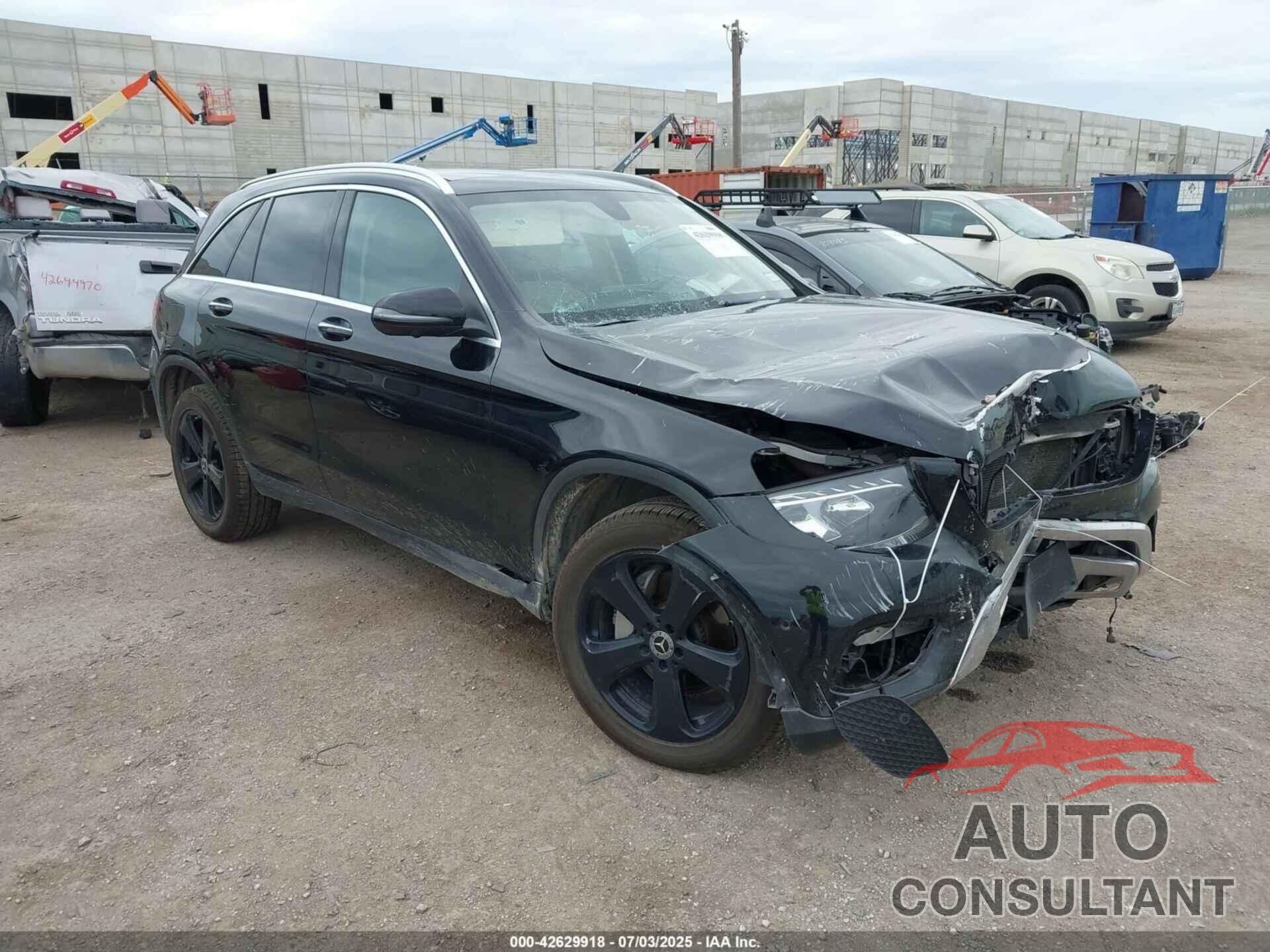 MERCEDES-BENZ GLC 300 2019 - WDC0G4KB6KV123707