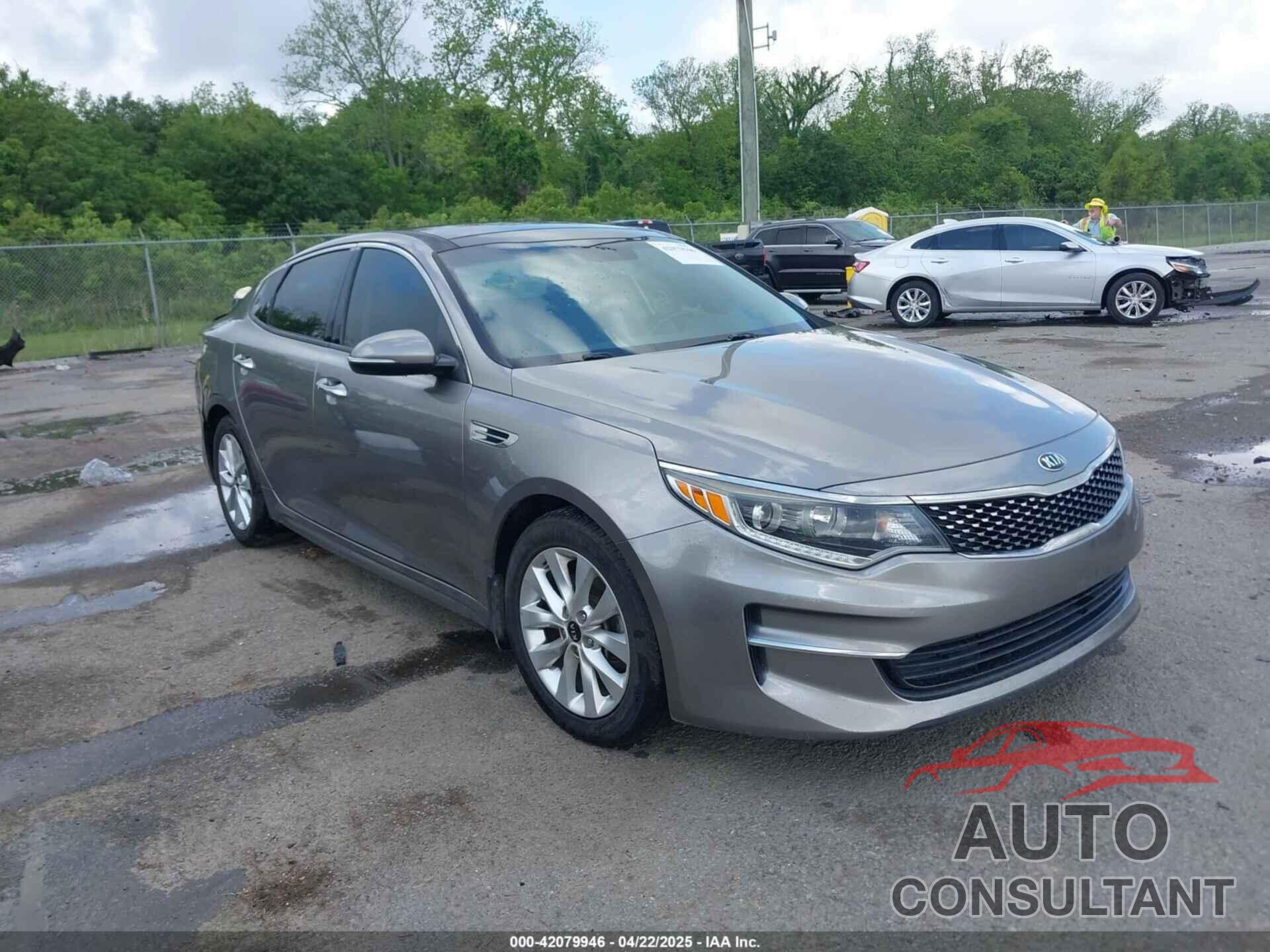KIA OPTIMA 2018 - 5XXGU4L36JG253629