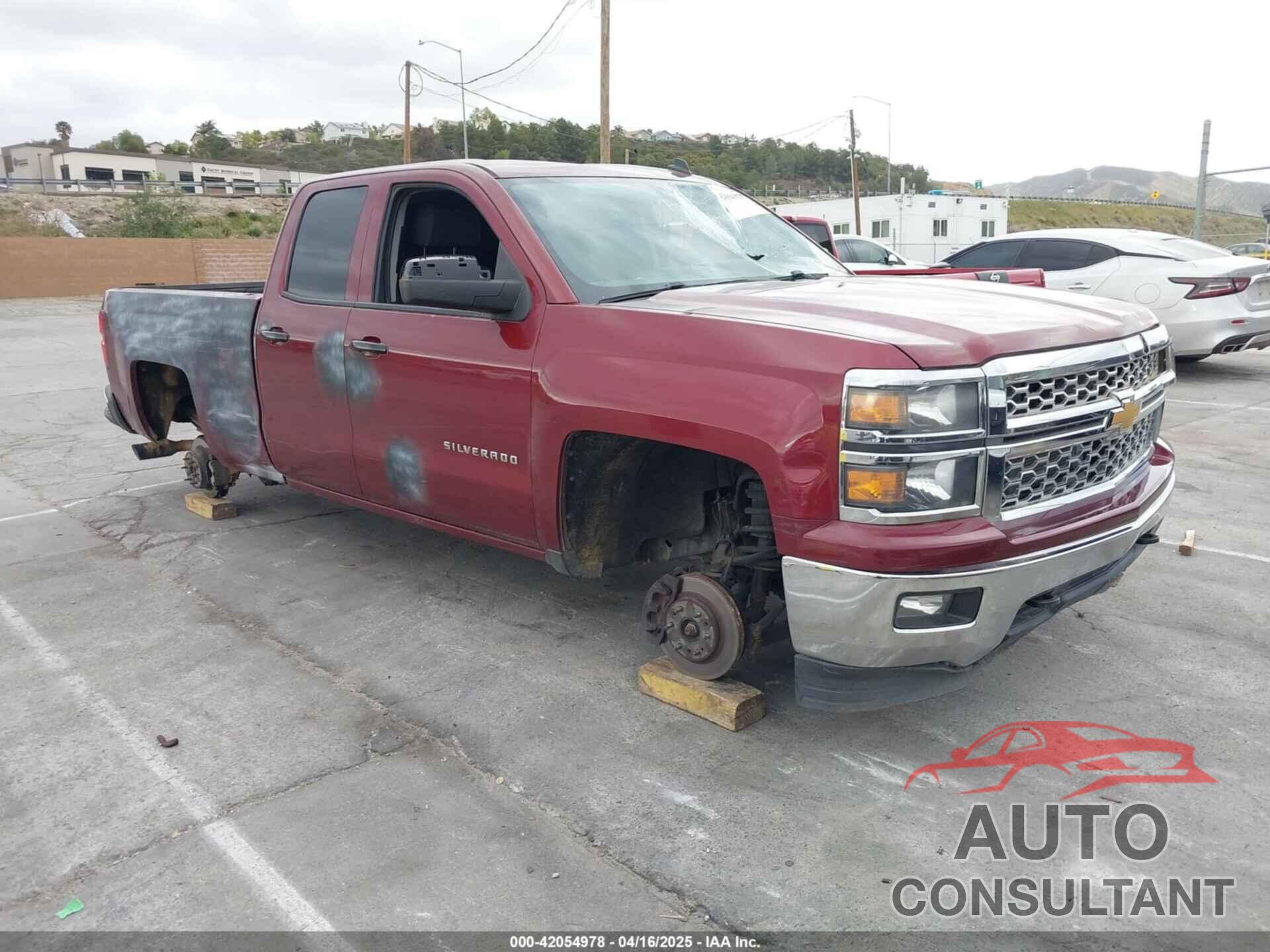 CHEVROLET SILVERADO 1500 2014 - 1GCVKREC5EZ357619
