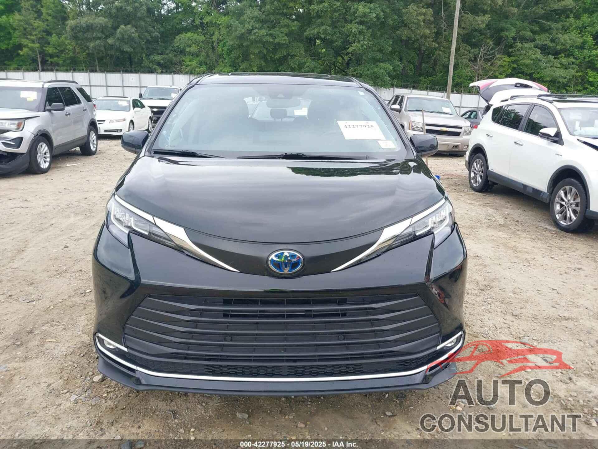 TOYOTA SIENNA 2022 - 5TDYRKEC3NS126025