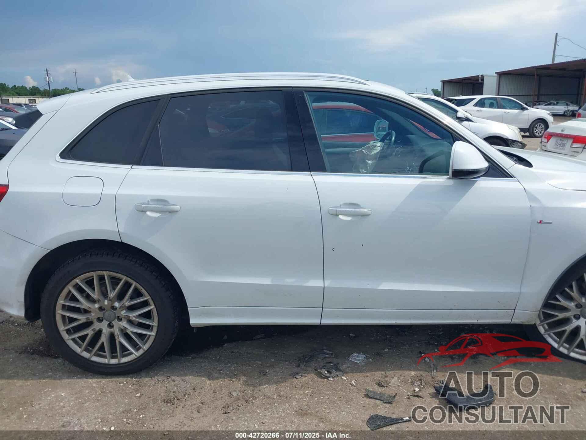 AUDI Q5 2017 - WA1M2AFP0HA044604