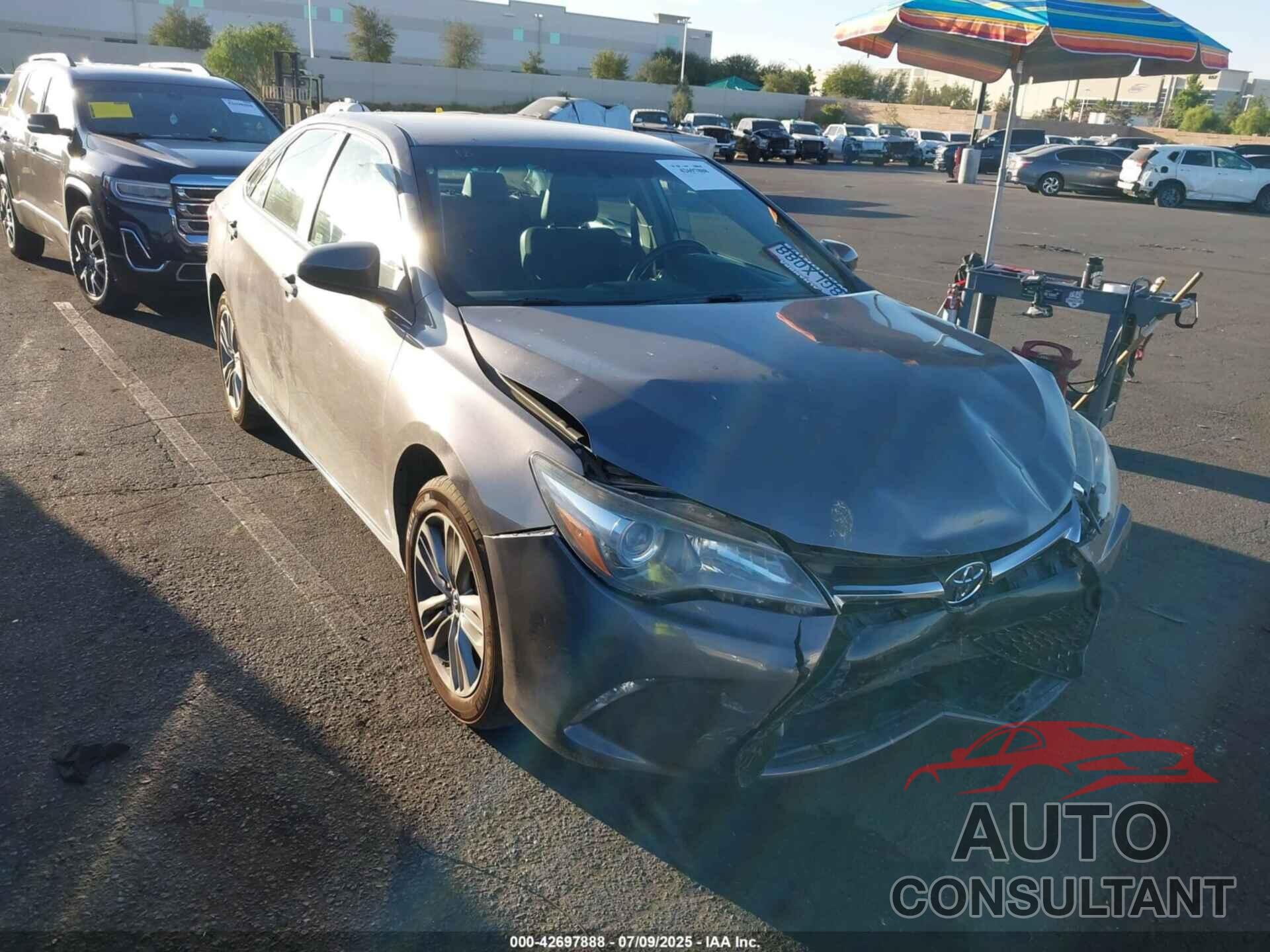 TOYOTA CAMRY 2017 - 4T1BF1FK2HU399127