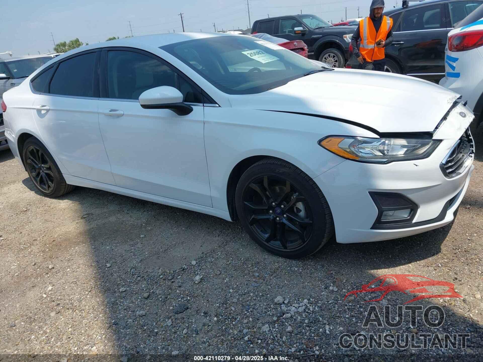 FORD FUSION 2020 - 3FA6P0HD3LR126389