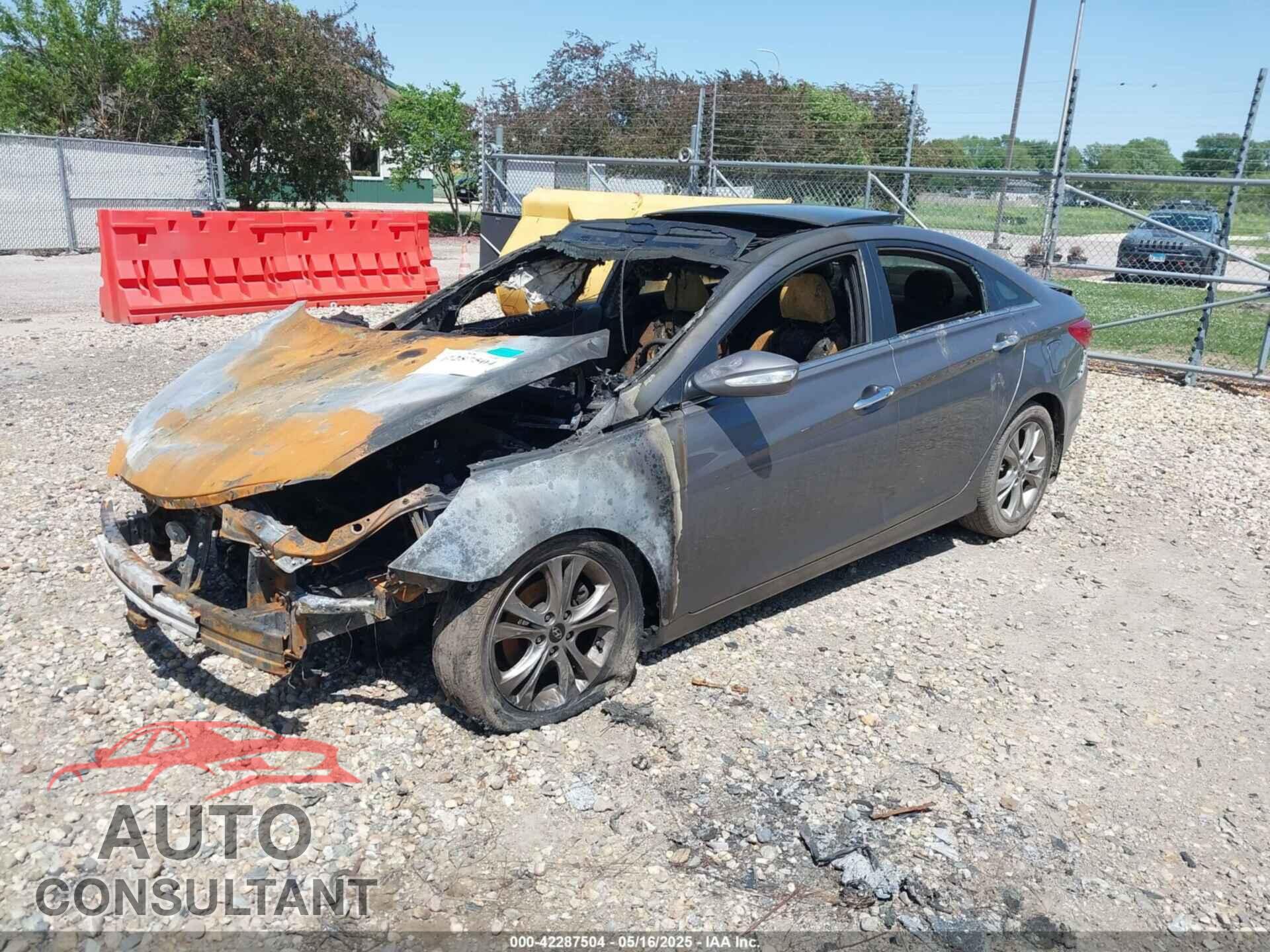 HYUNDAI SONATA 2012 - 5NPEC4AC6CH335557