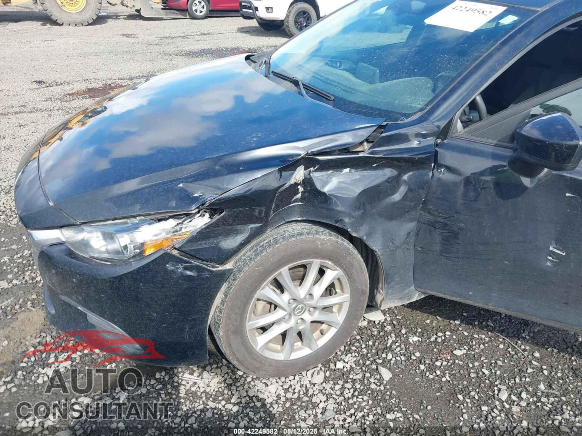 MAZDA MAZDA3 2017 - 3MZBN1K76HM157080