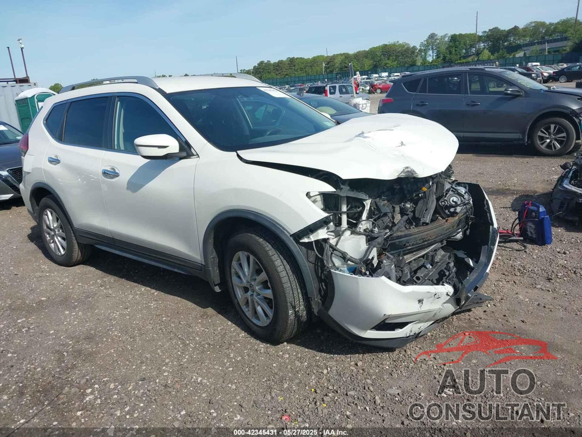 NISSAN ROGUE 2017 - KNMAT2MV3HP572874