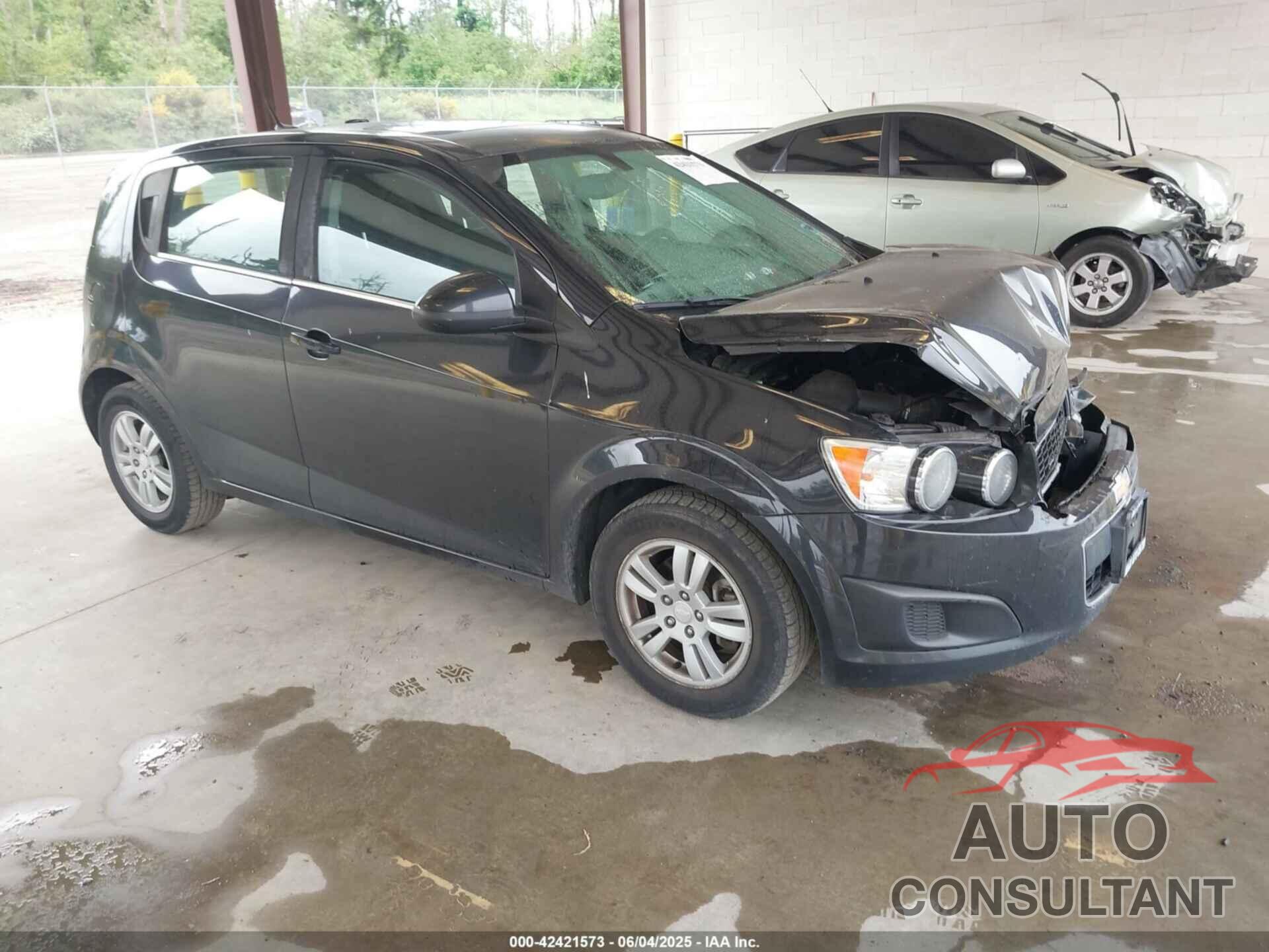 CHEVROLET SONIC 2014 - 1G1JC6SB6E4154363
