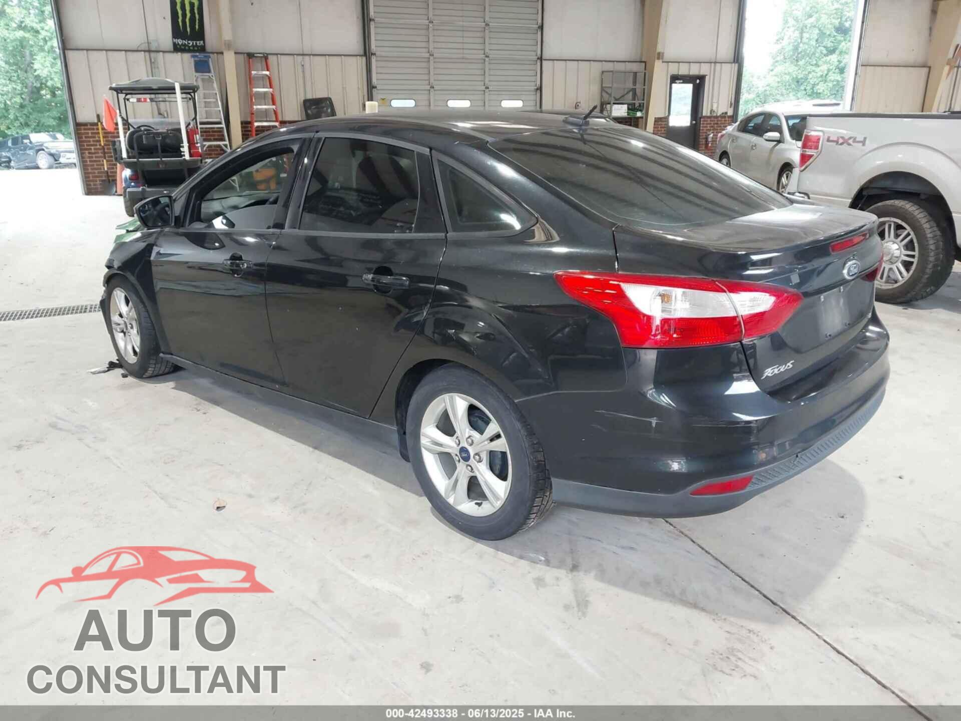 FORD FOCUS 2014 - 1FADP3F2XEL228462