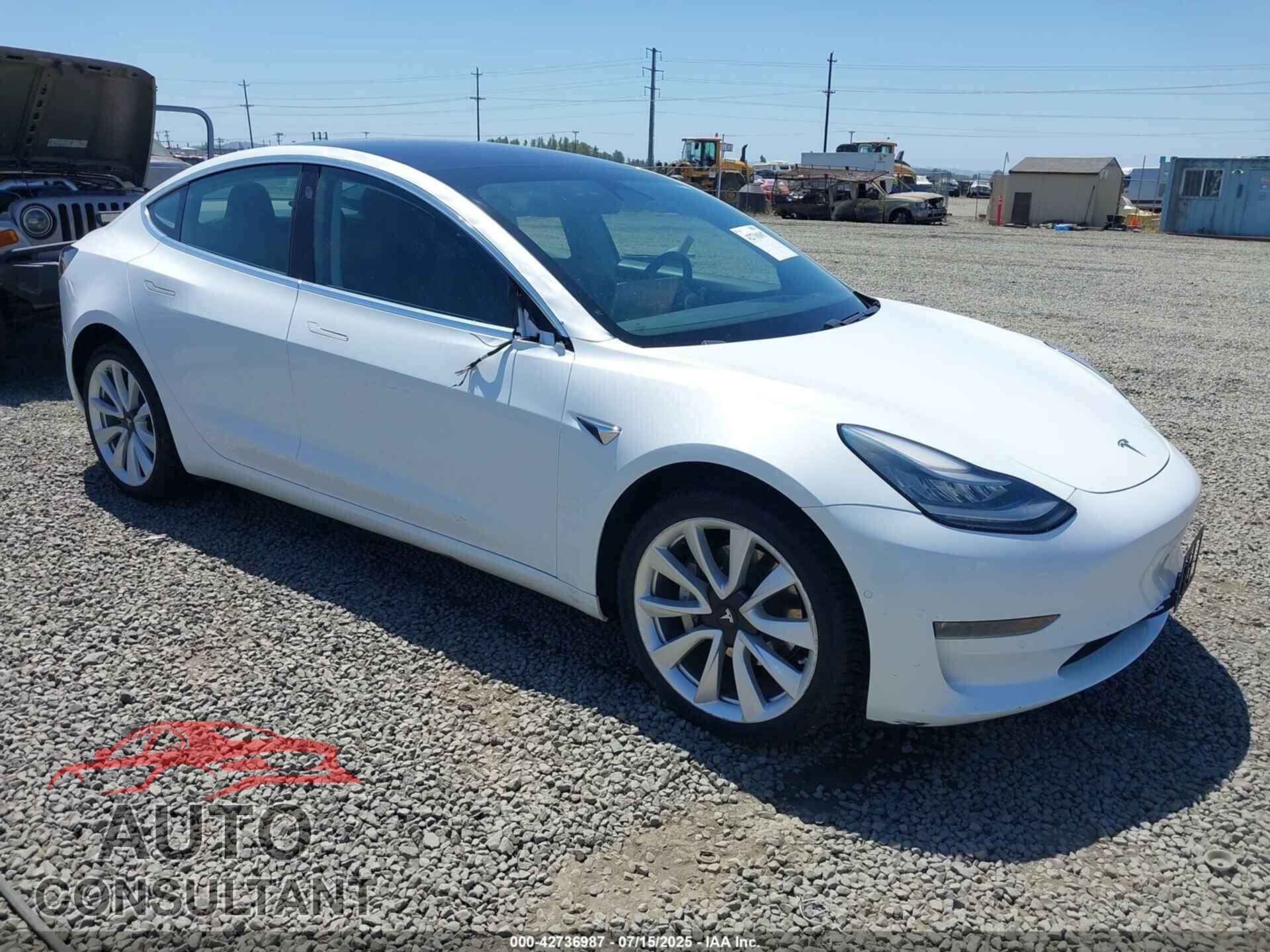 TESLA MODEL 3 2018 - 5YJ3E1EA4JF062932