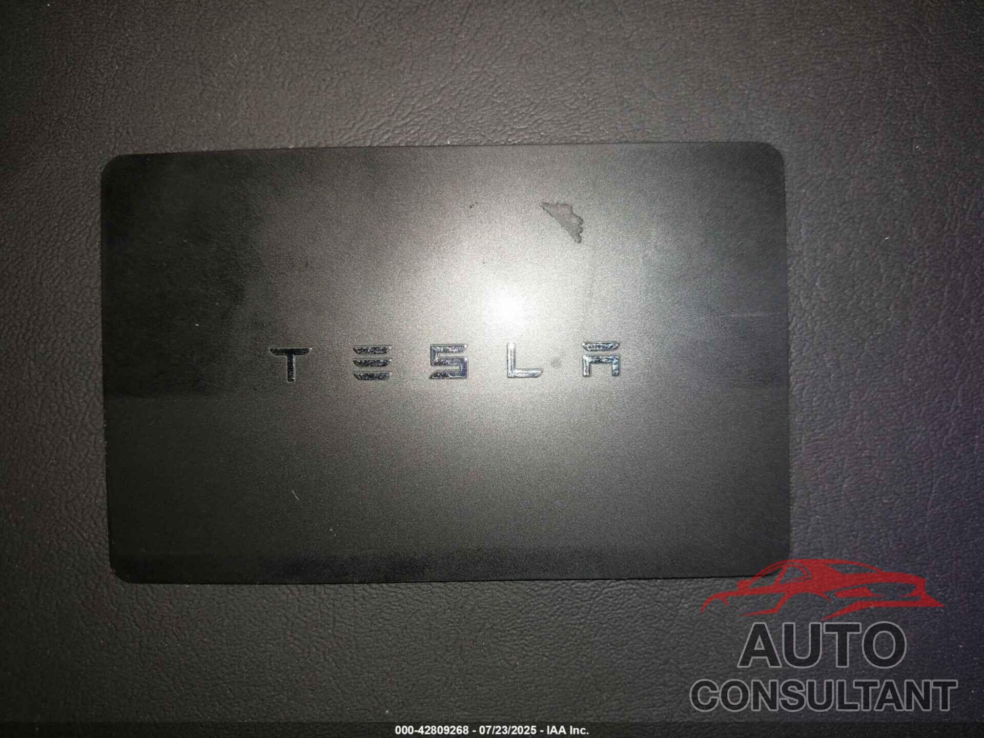 TESLA MODEL 3 2018 - 5YJ3E1EA1JF050138