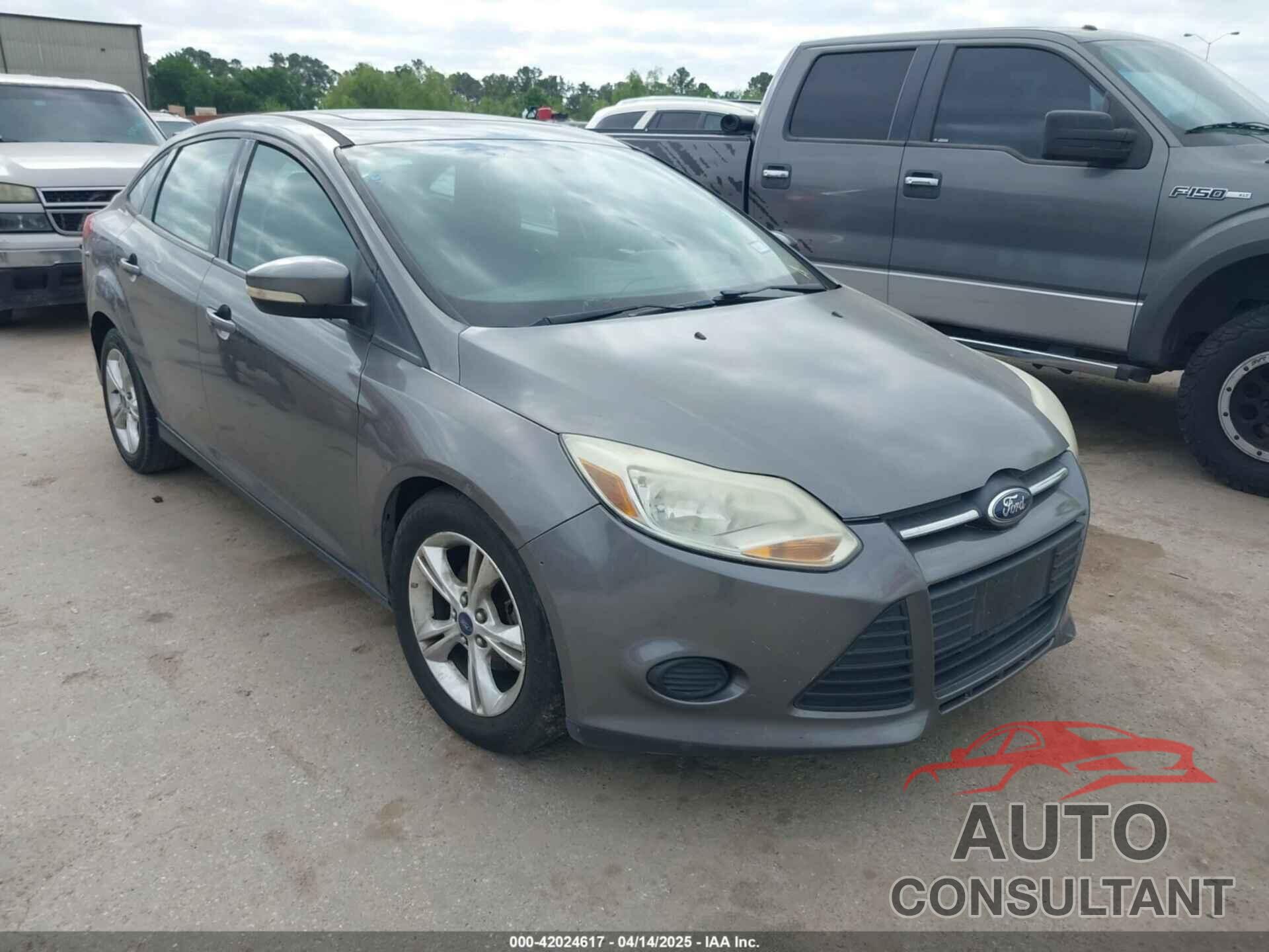 FORD FOCUS 2014 - 1FADP3F27EL139920