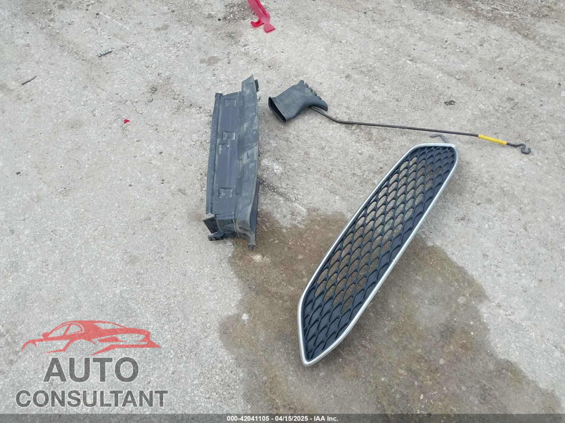 FORD FOCUS 2015 - 1FADP3F24FL286486
