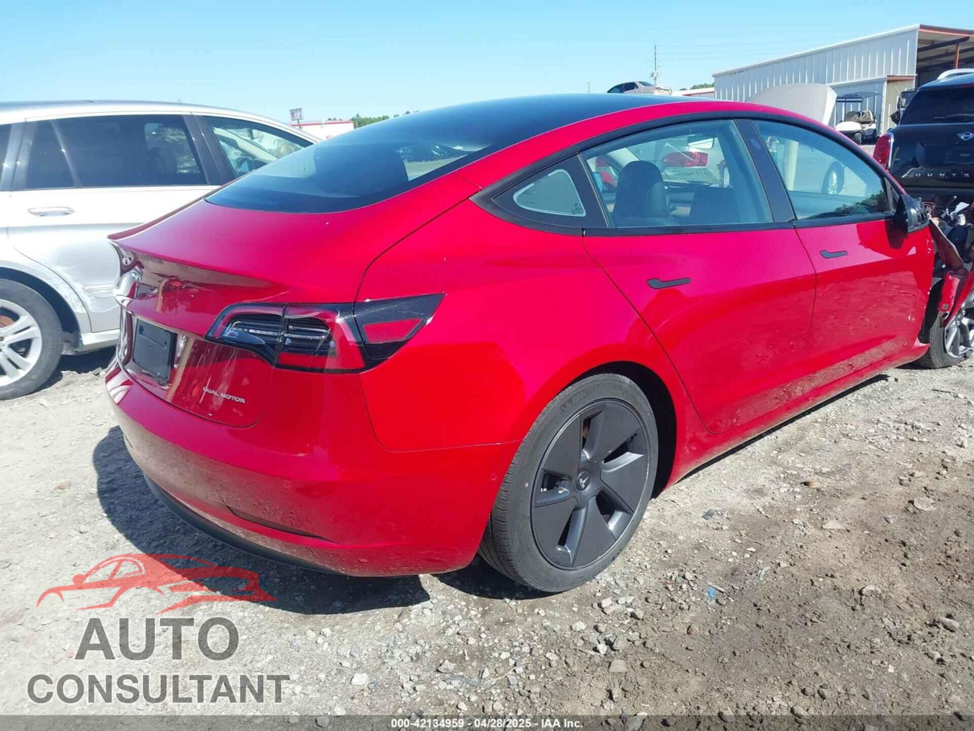 TESLA MODEL 3 2021 - 5YJ3E1EB8MF034886