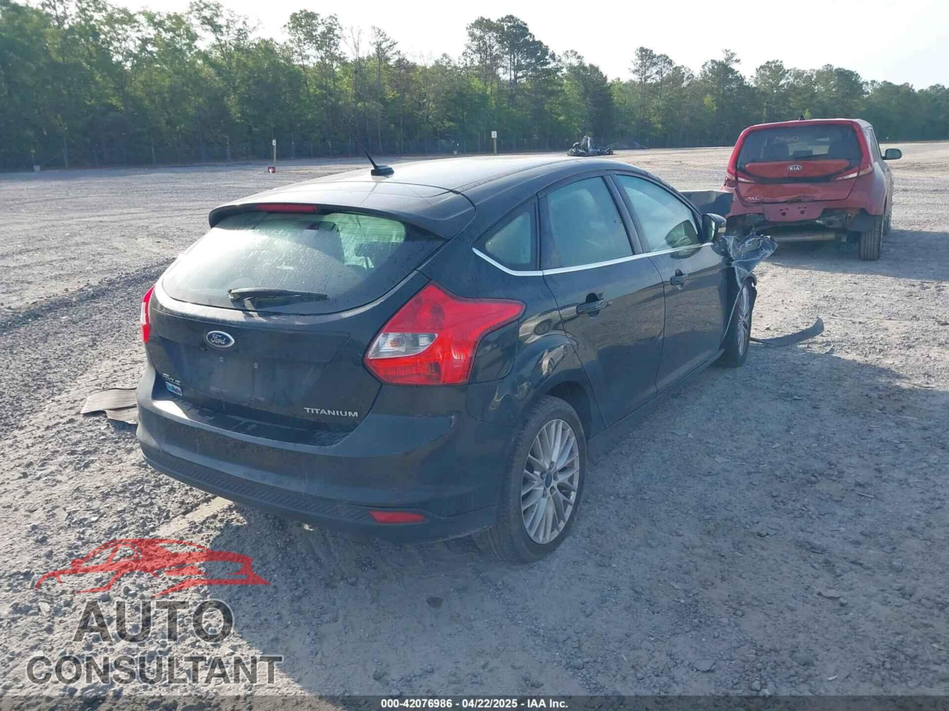 FORD FOCUS 2014 - 1FADP3N22EL338469
