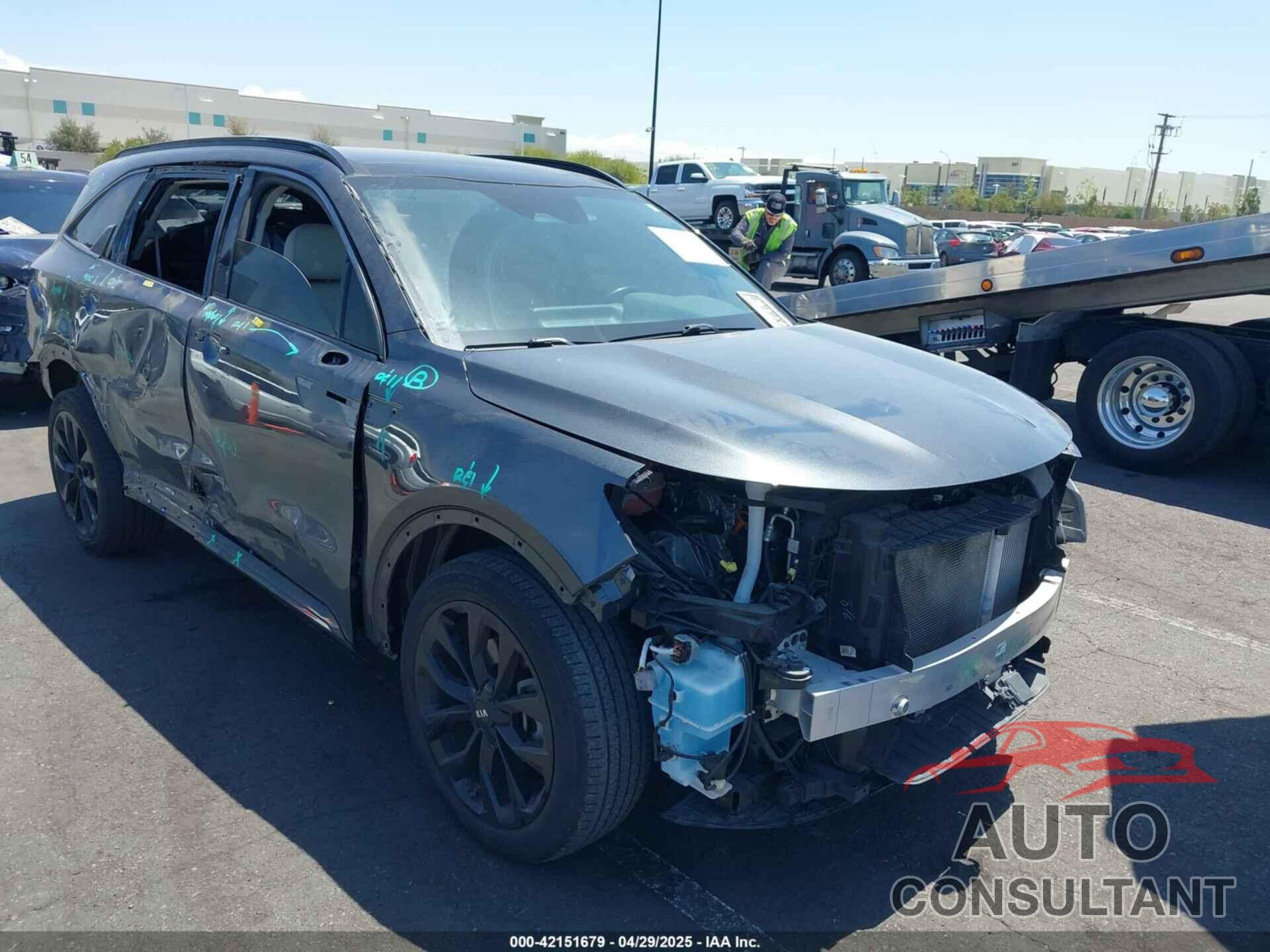 KIA SORENTO 2021 - 5XYRK4LF3MG033213