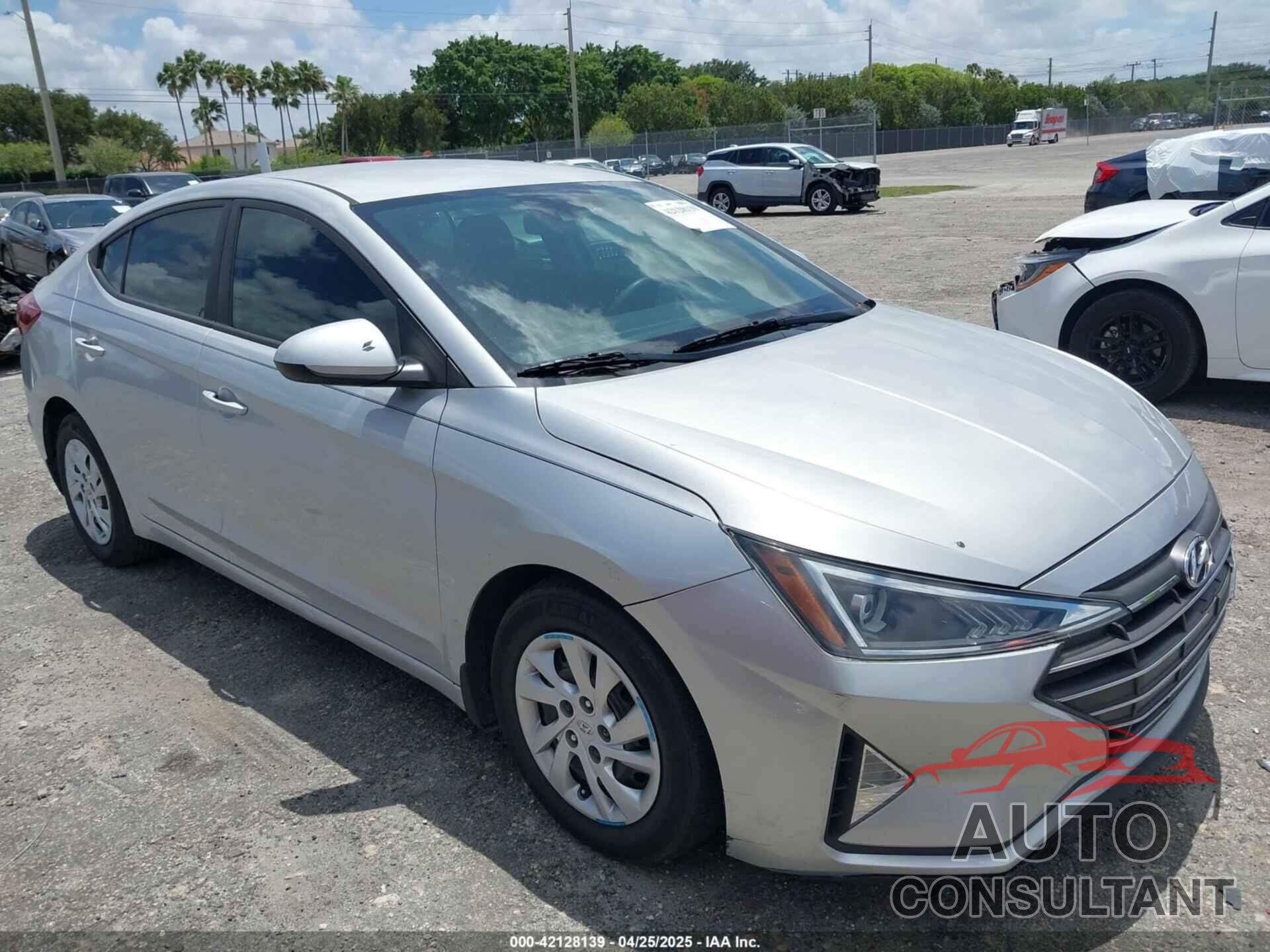 HYUNDAI ELANTRA 2020 - 5NPD74LF7LH513323