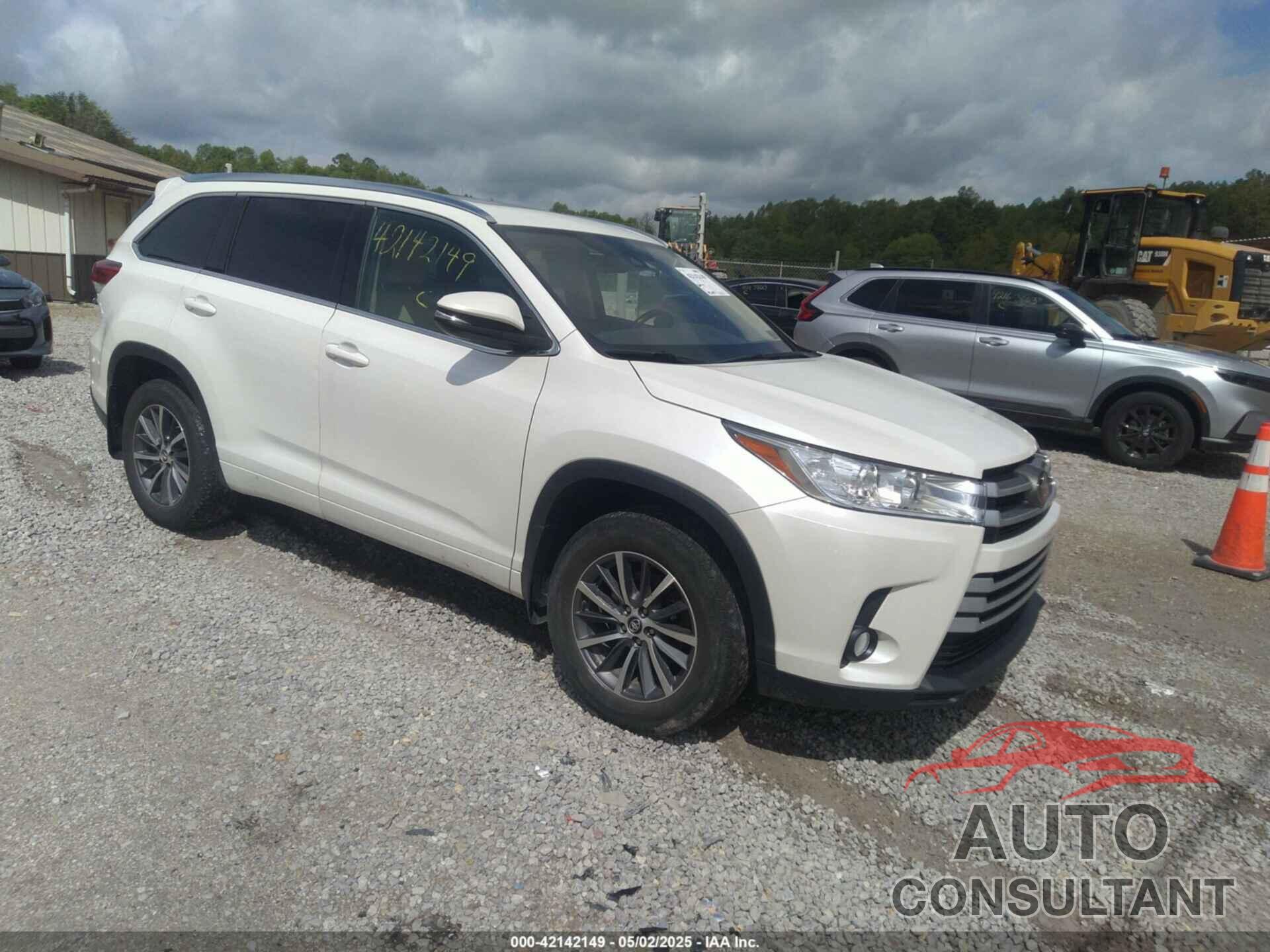 TOYOTA HIGHLANDER 2018 - 5TDJZRFH7JS833952