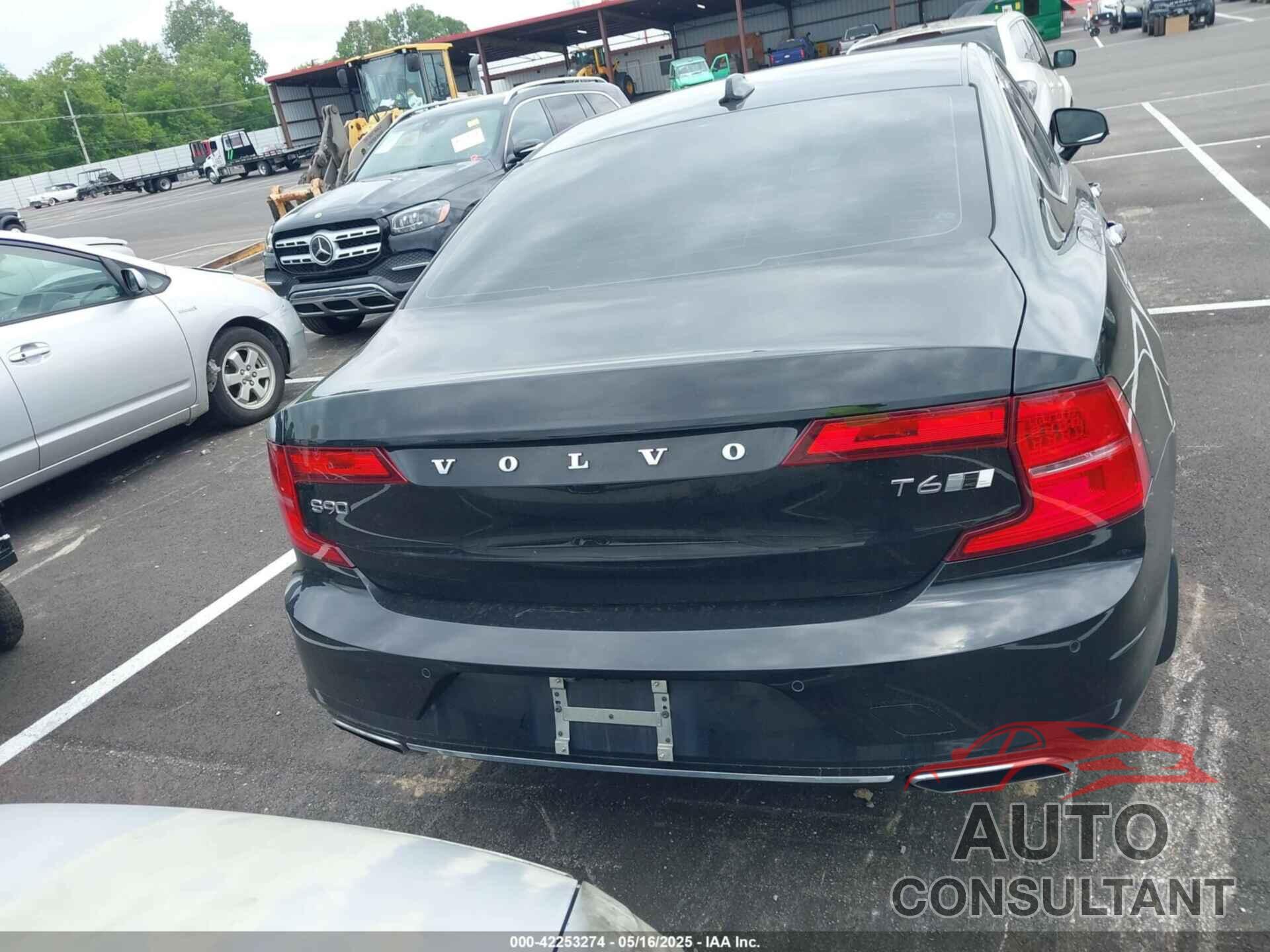 VOLVO S90 2017 - YV1A22ML6H1001569