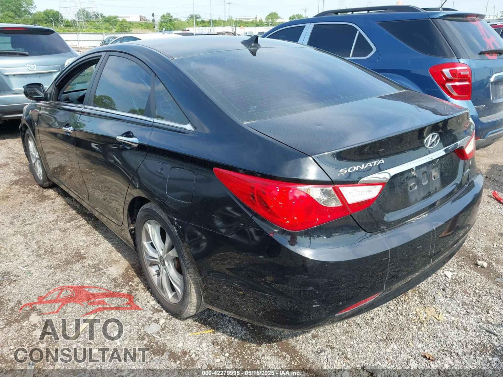 HYUNDAI SONATA 2011 - 5NPEC4AC4BH018357