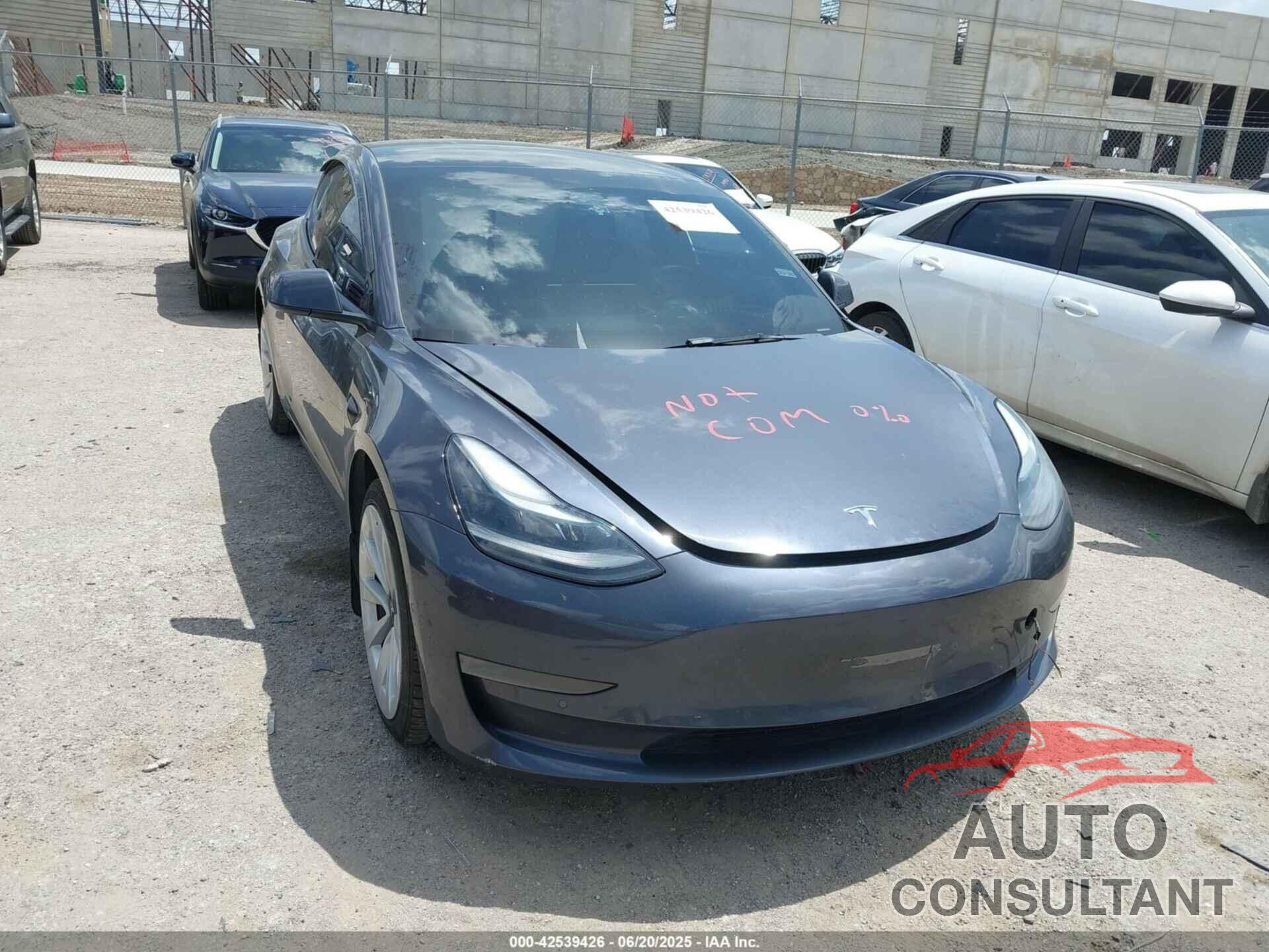 TESLA MODEL 3 2022 - 5YJ3E1EB3NF193655