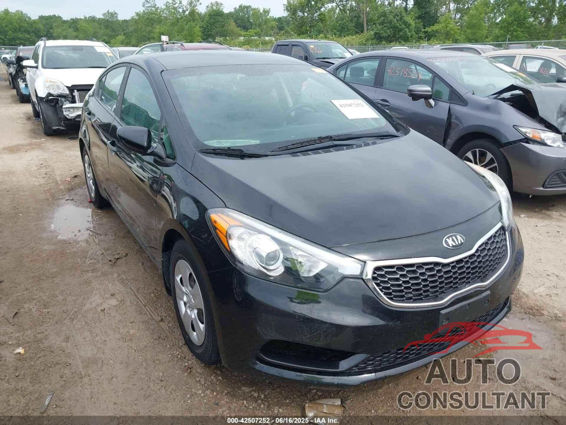 KIA FORTE 2016 - KNAFK4A68G5615436