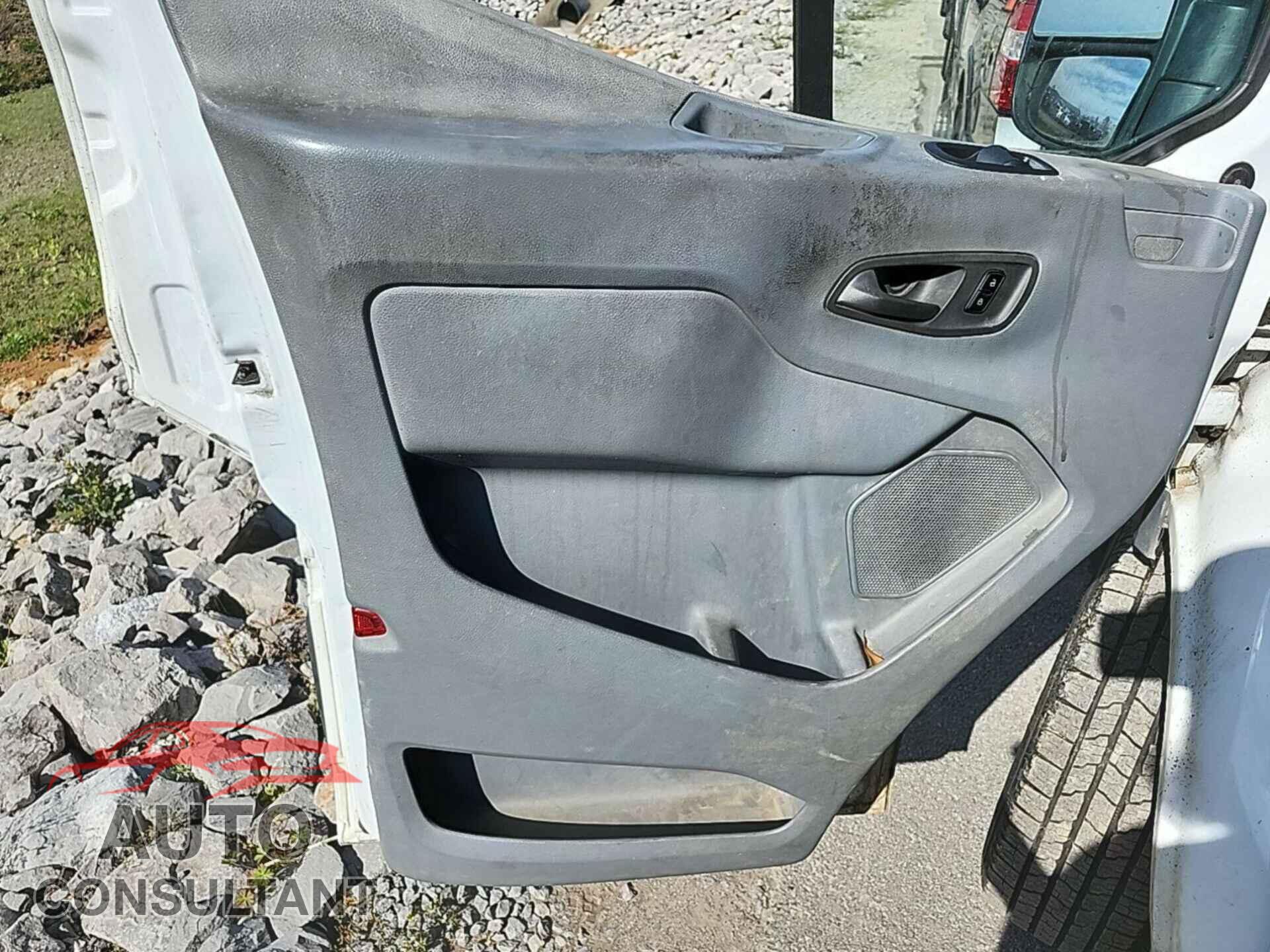 FORD TRANSIT 2015 - 1FTNE1YM6FKB19799
