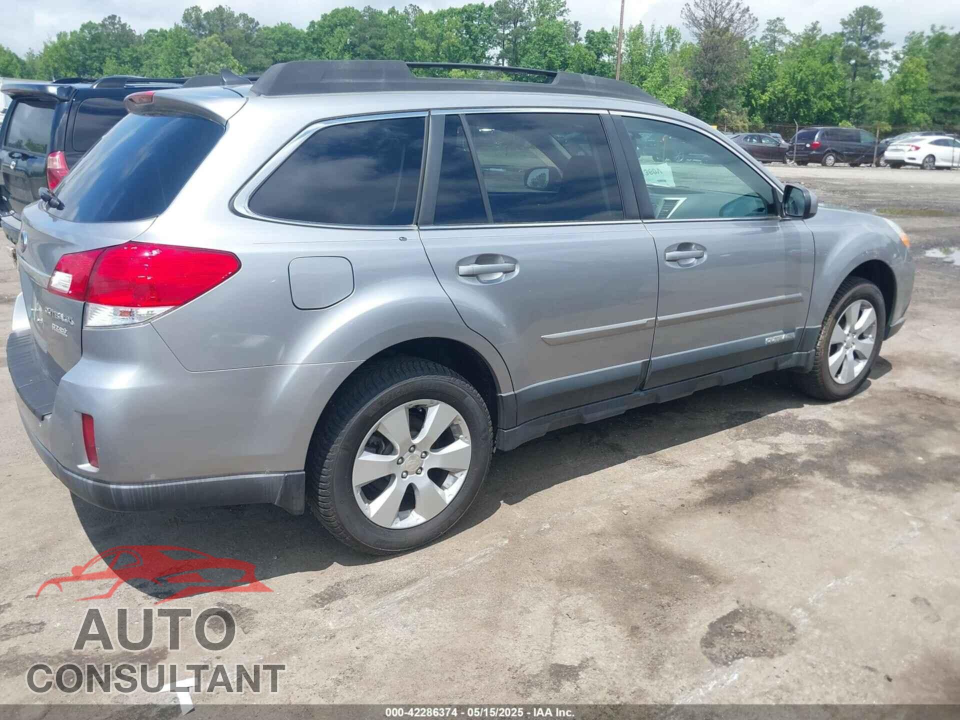 SUBARU OUTBACK 2011 - 4S4BRBKC8B3384561