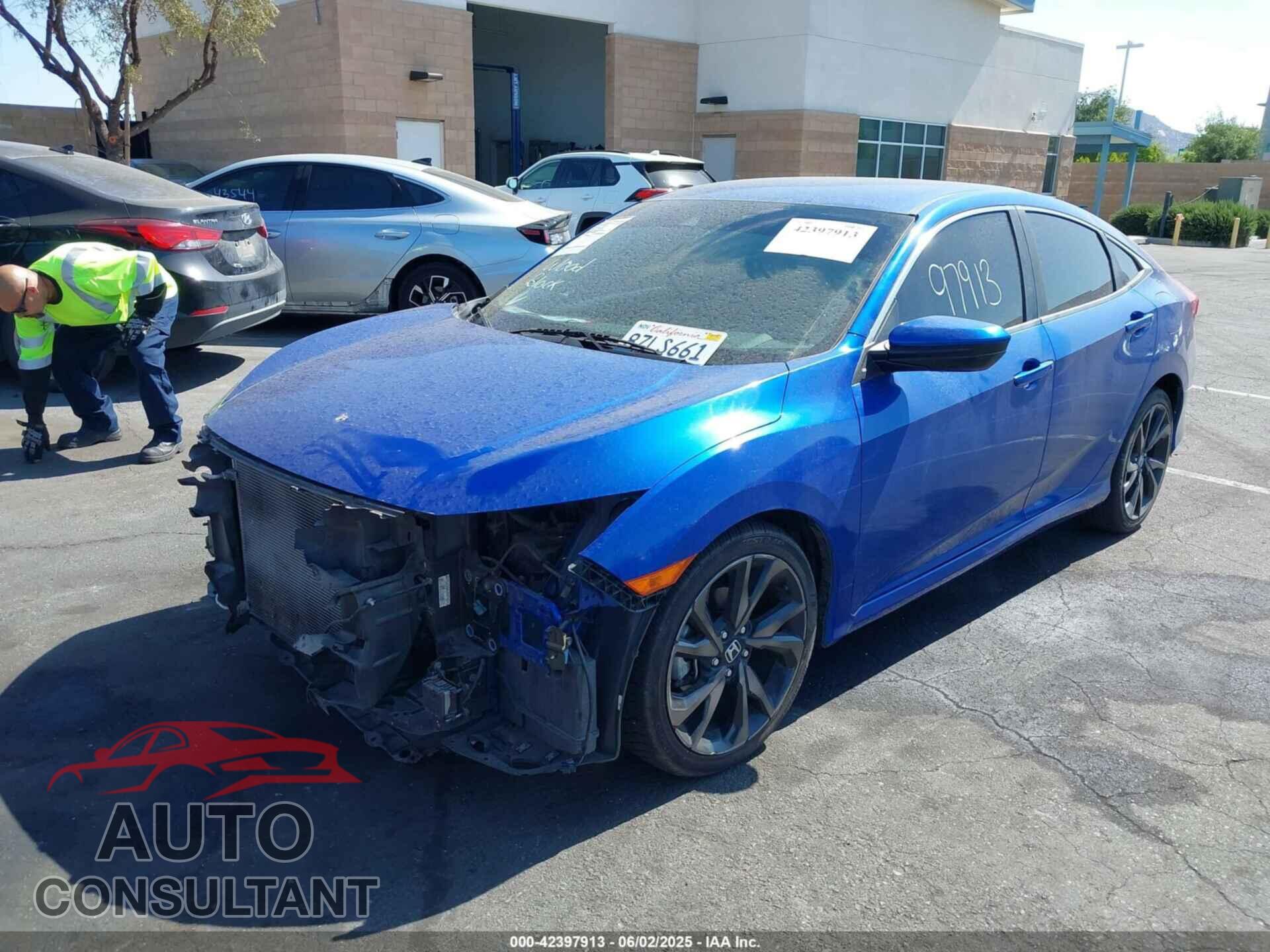 HONDA CIVIC 2019 - 2HGFC2F87KH504099