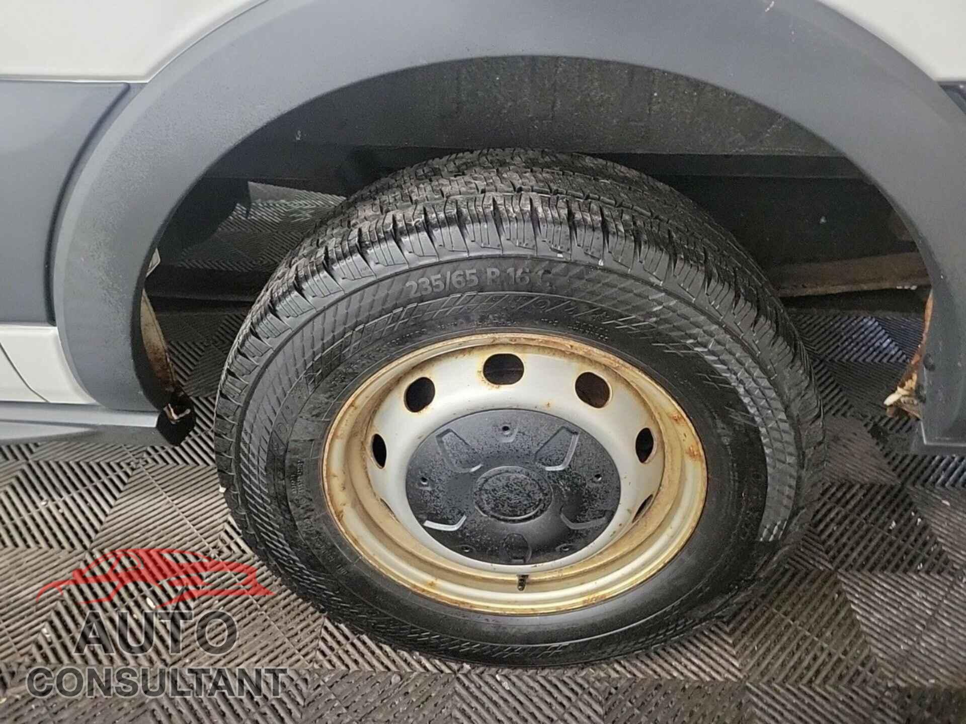 FORD TRANSIT 2016 - 1FTYE1YM0GKB18548