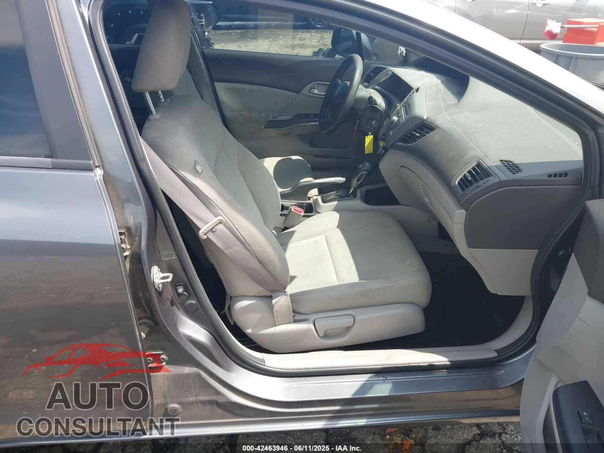HONDA CIVIC 2012 - 19XFB2F58CE091906