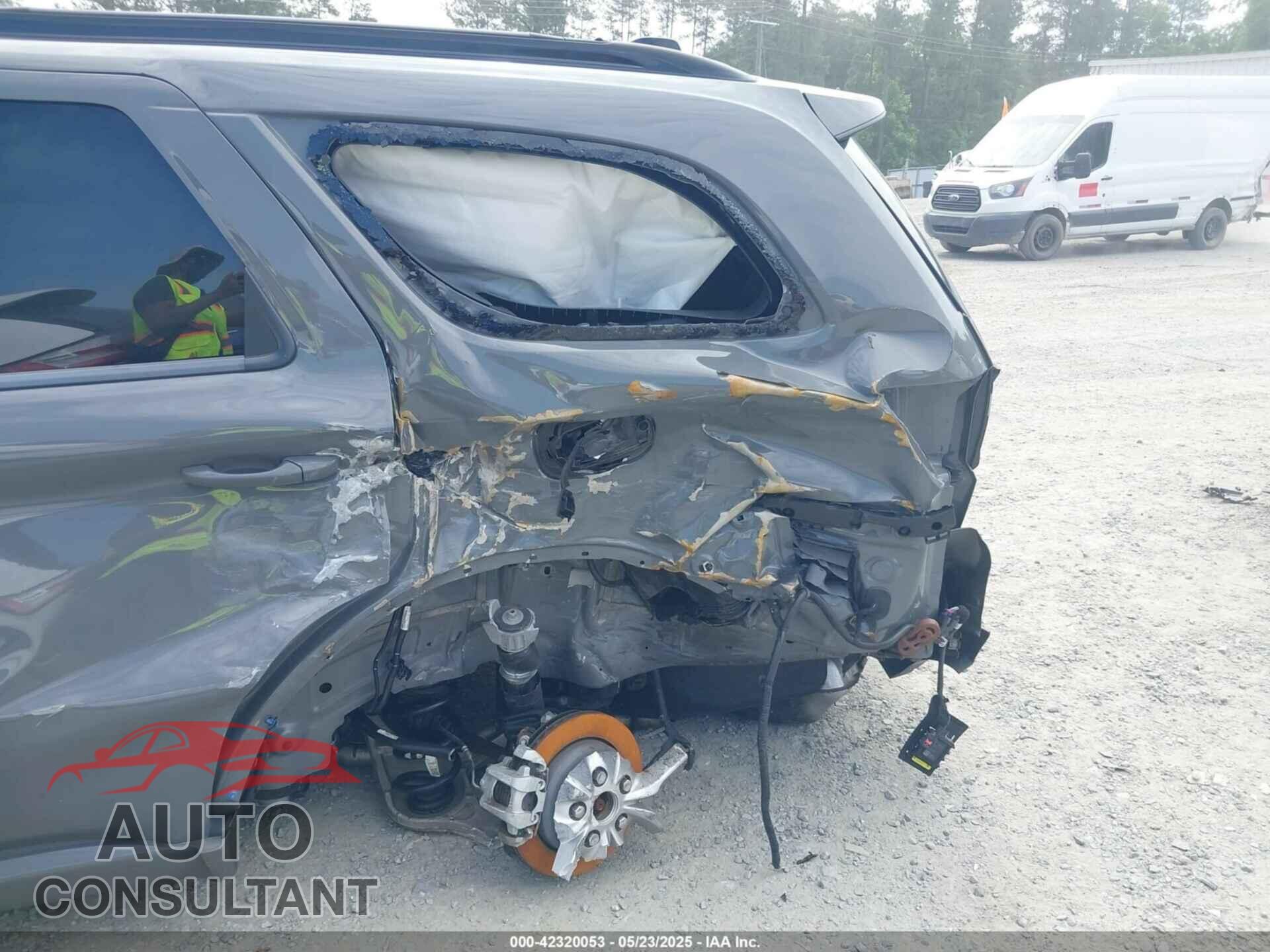 DODGE DURANGO 2023 - 1C4SDHCT1PC616557