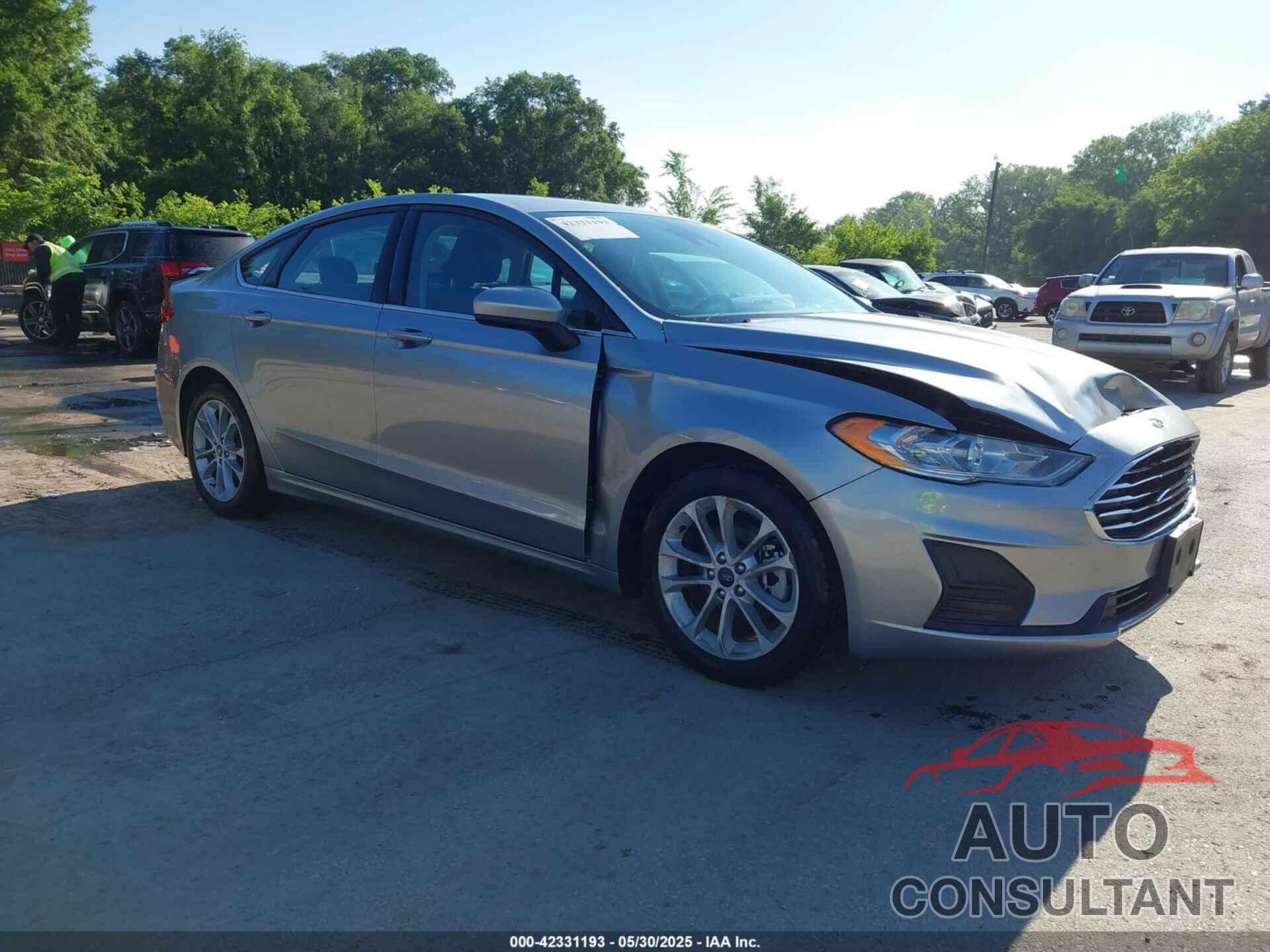 FORD FUSION 2020 - 3FA6P0LU4LR219672